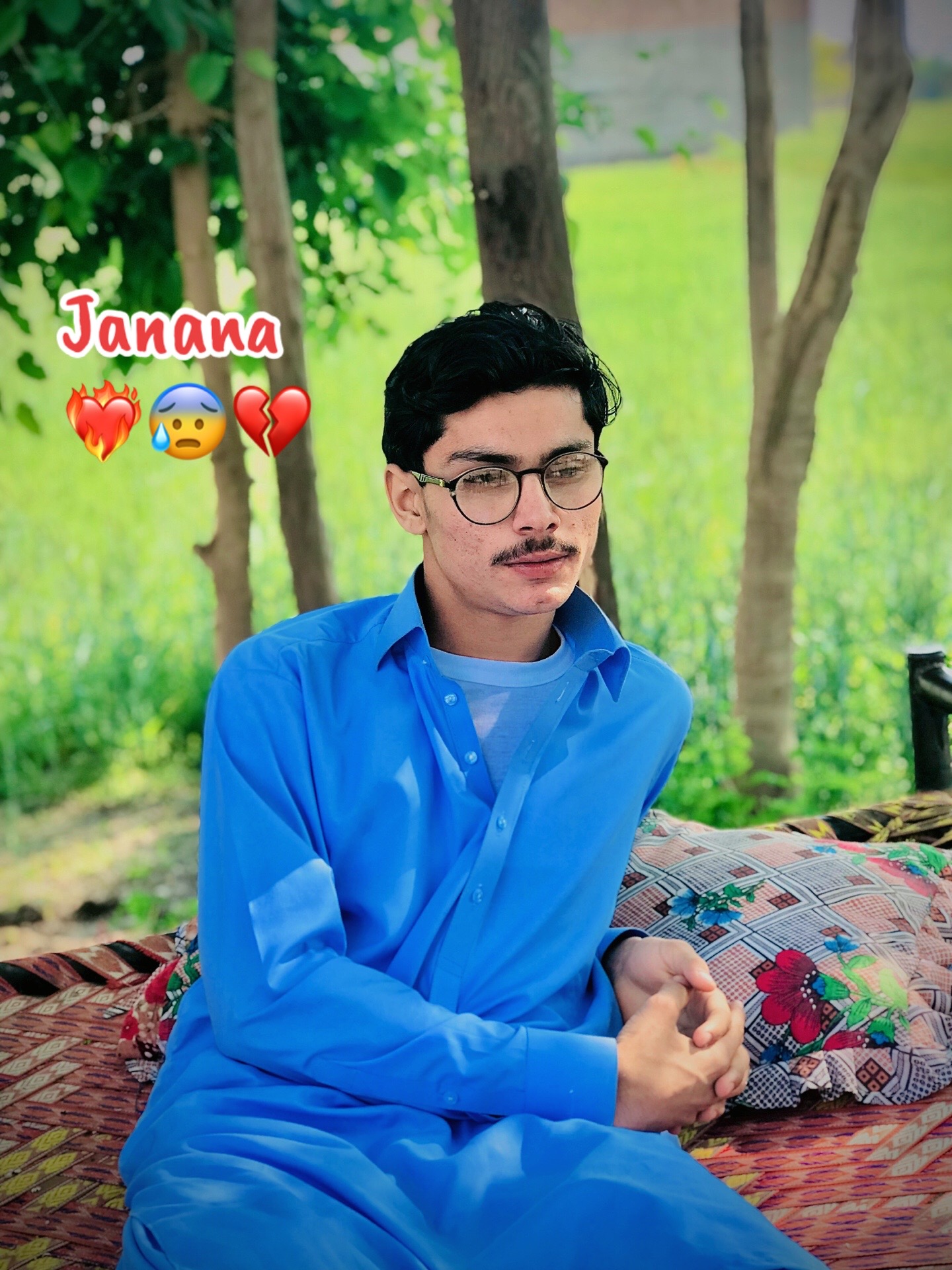 @🅥 بادشاہ MANDURI KING