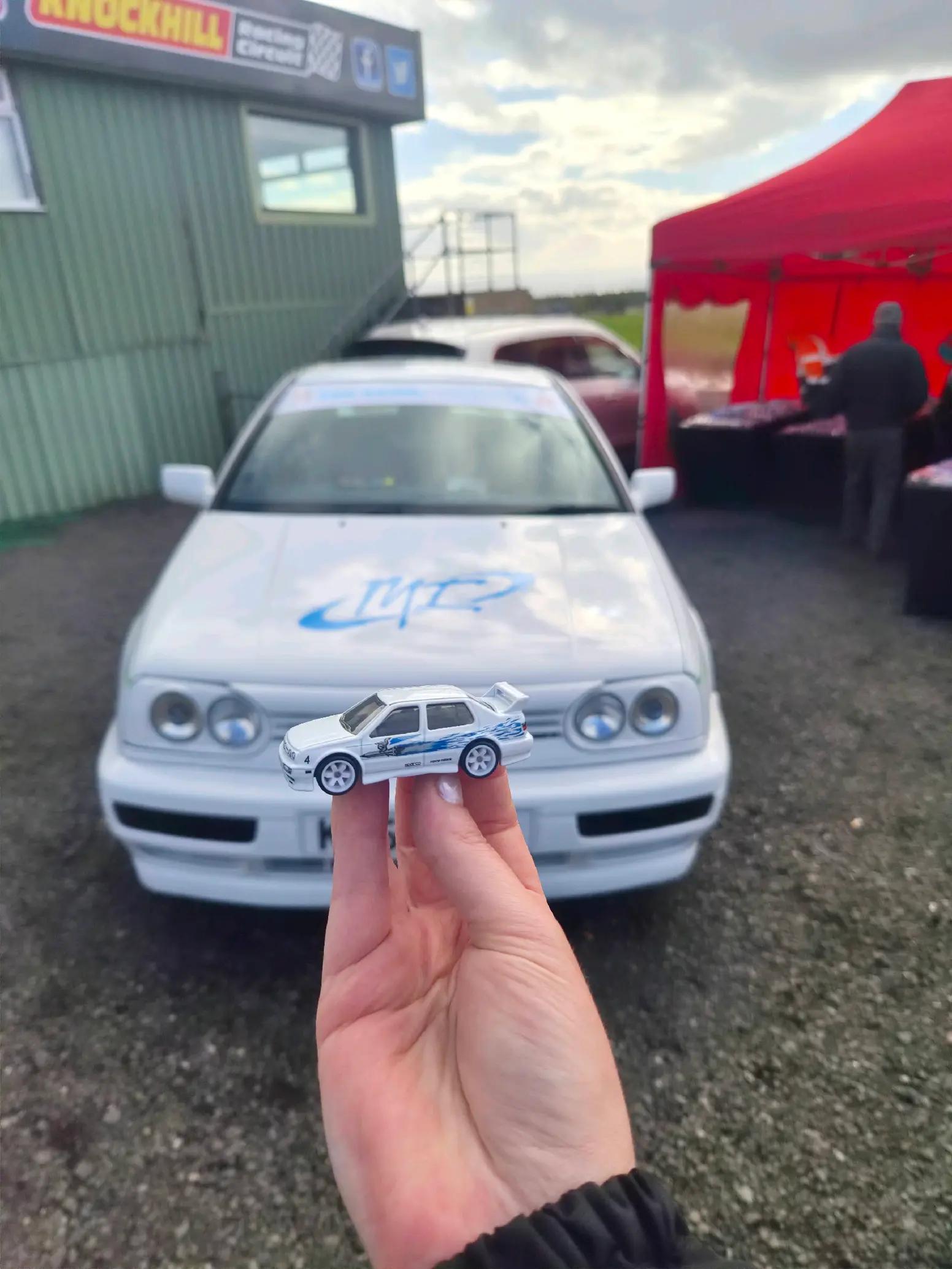 @Jcollectz