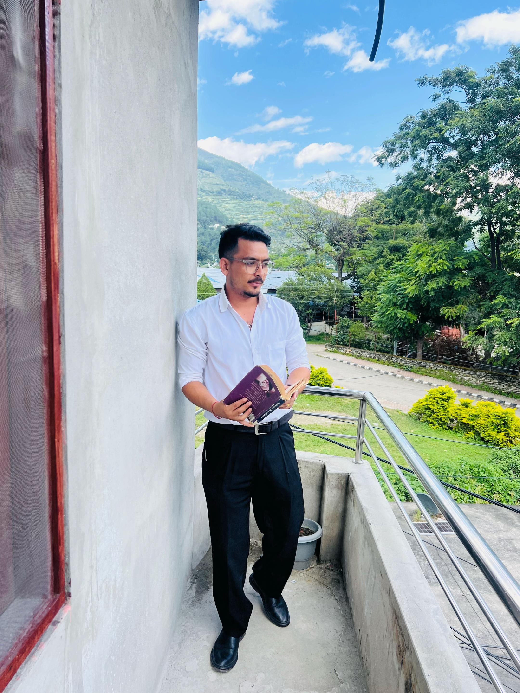 @Parash Khadka ✡️🕉️✨