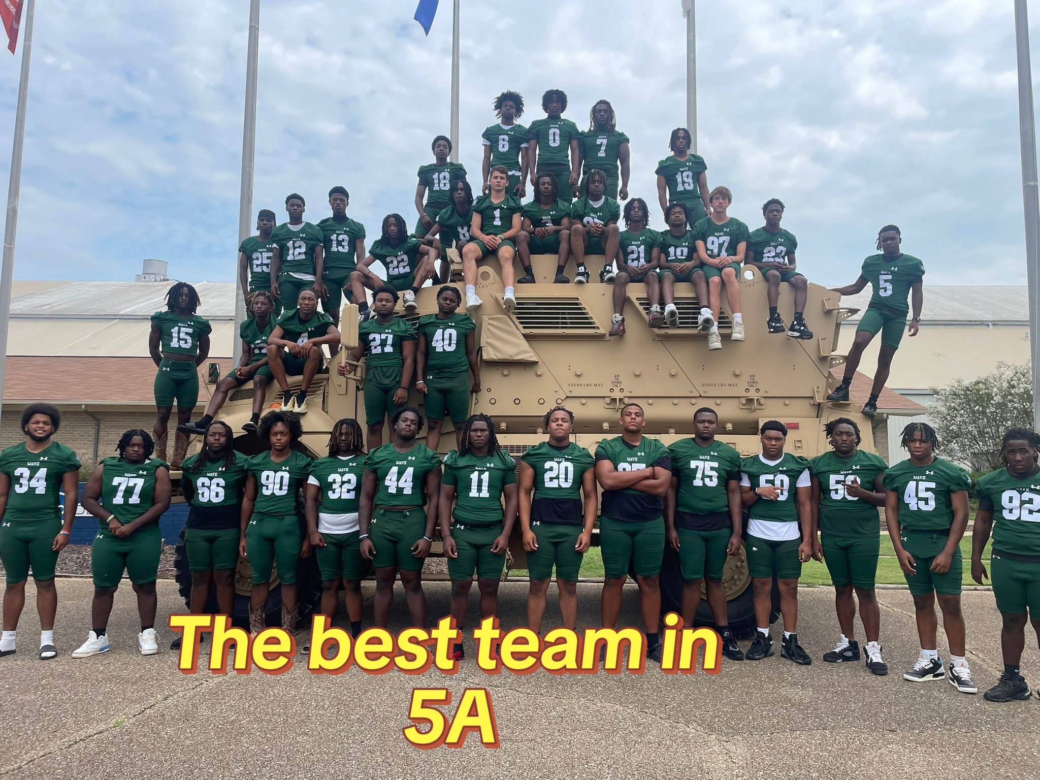 @Mr FlagMan💚🤍🌊