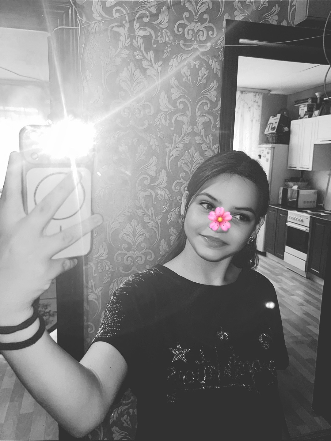 @🖤