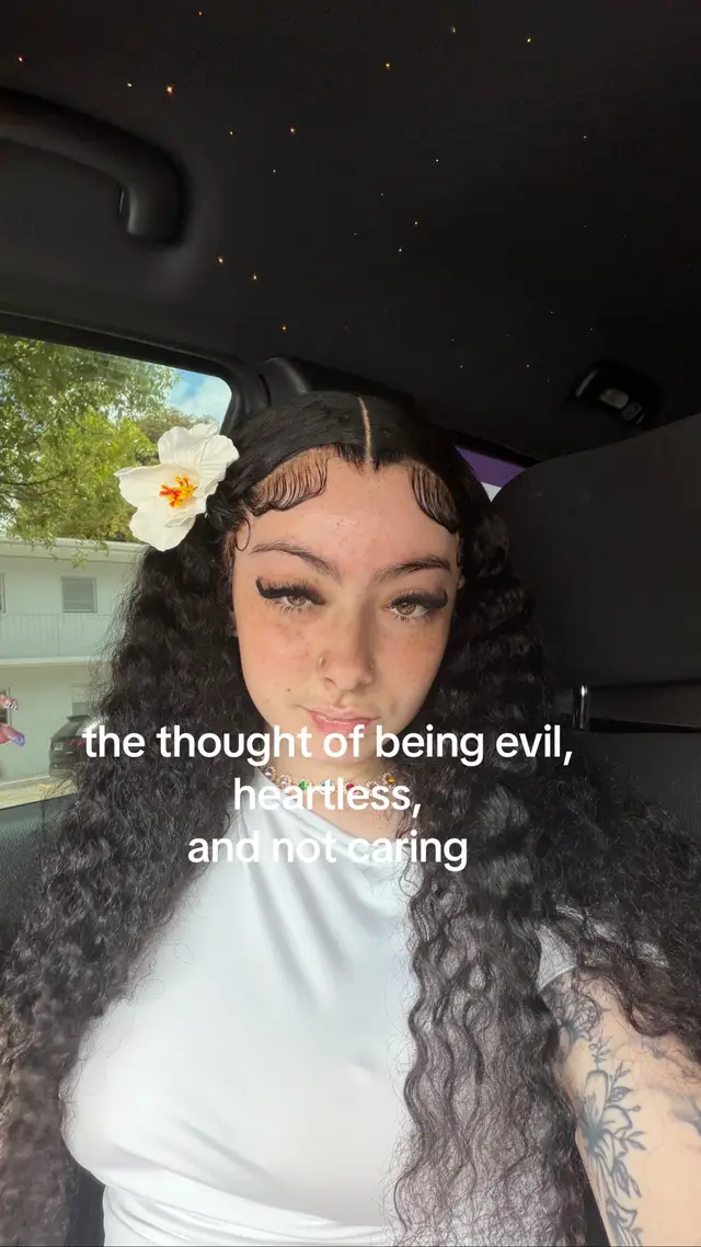 @whitegirl