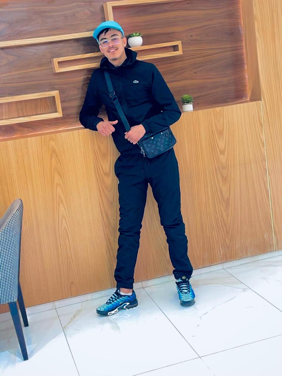 @Ayoub Chelki 48