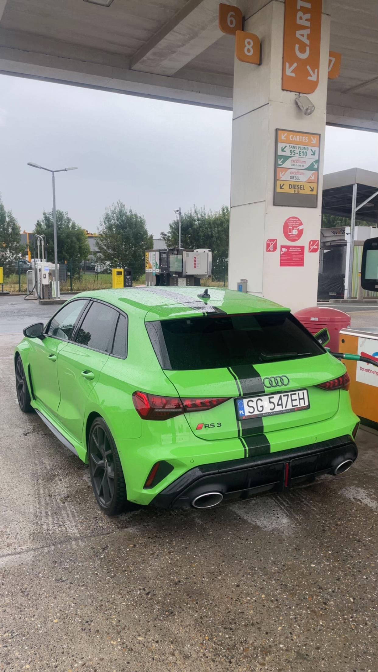 @8RS3