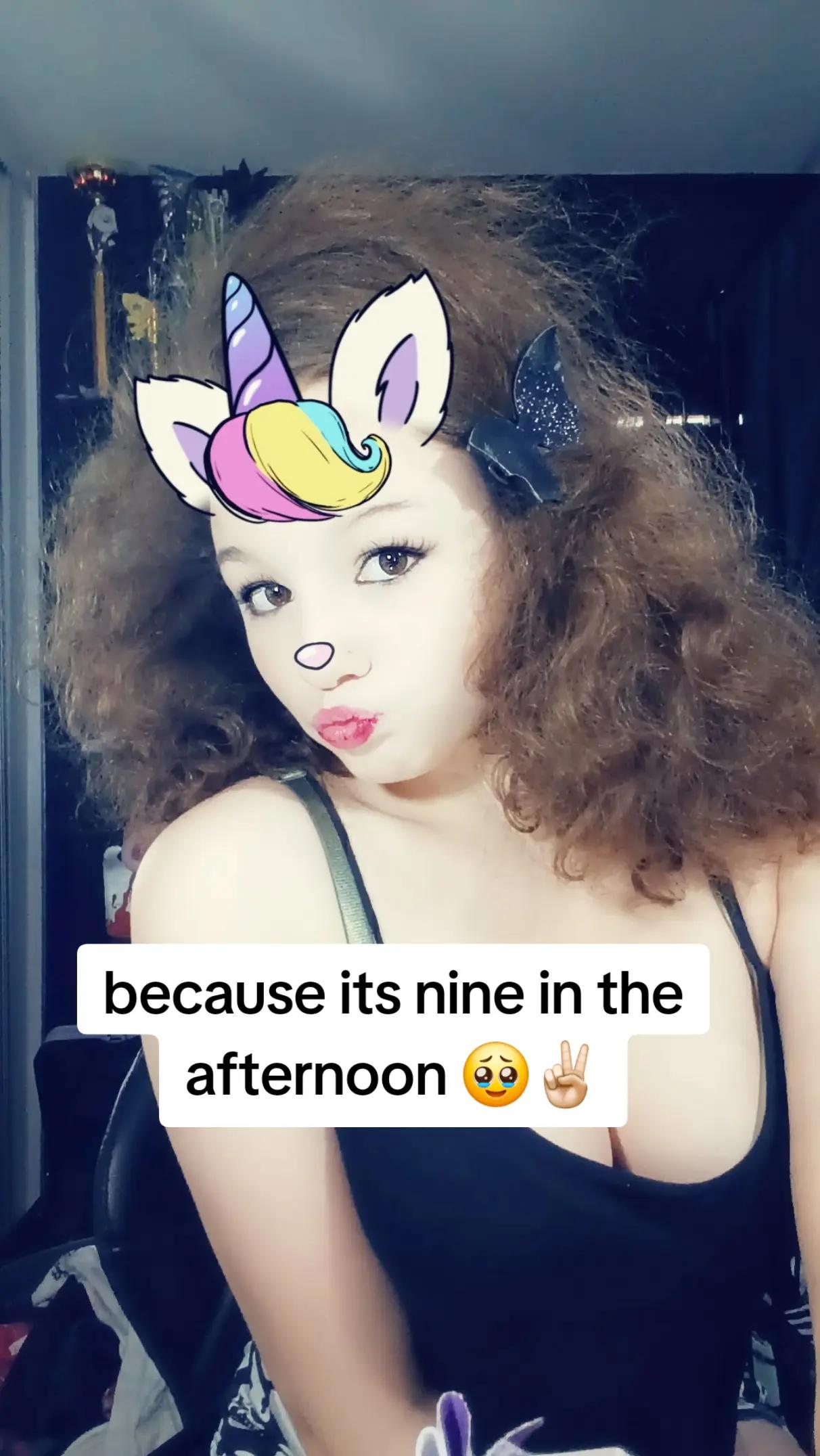 @🦇👻⦻𝐿𝑖𝑙𝑦 𝑙𝑢𝑛𝑑𝑦⦻👻🦇