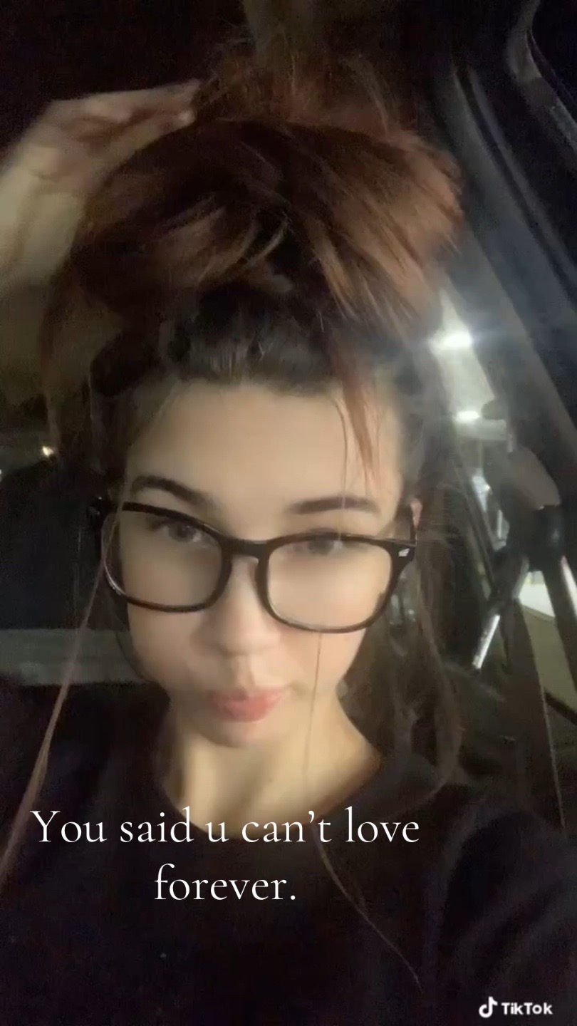 @🫂