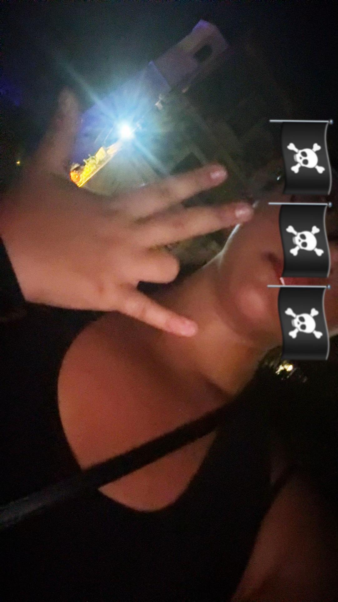 @__useras__