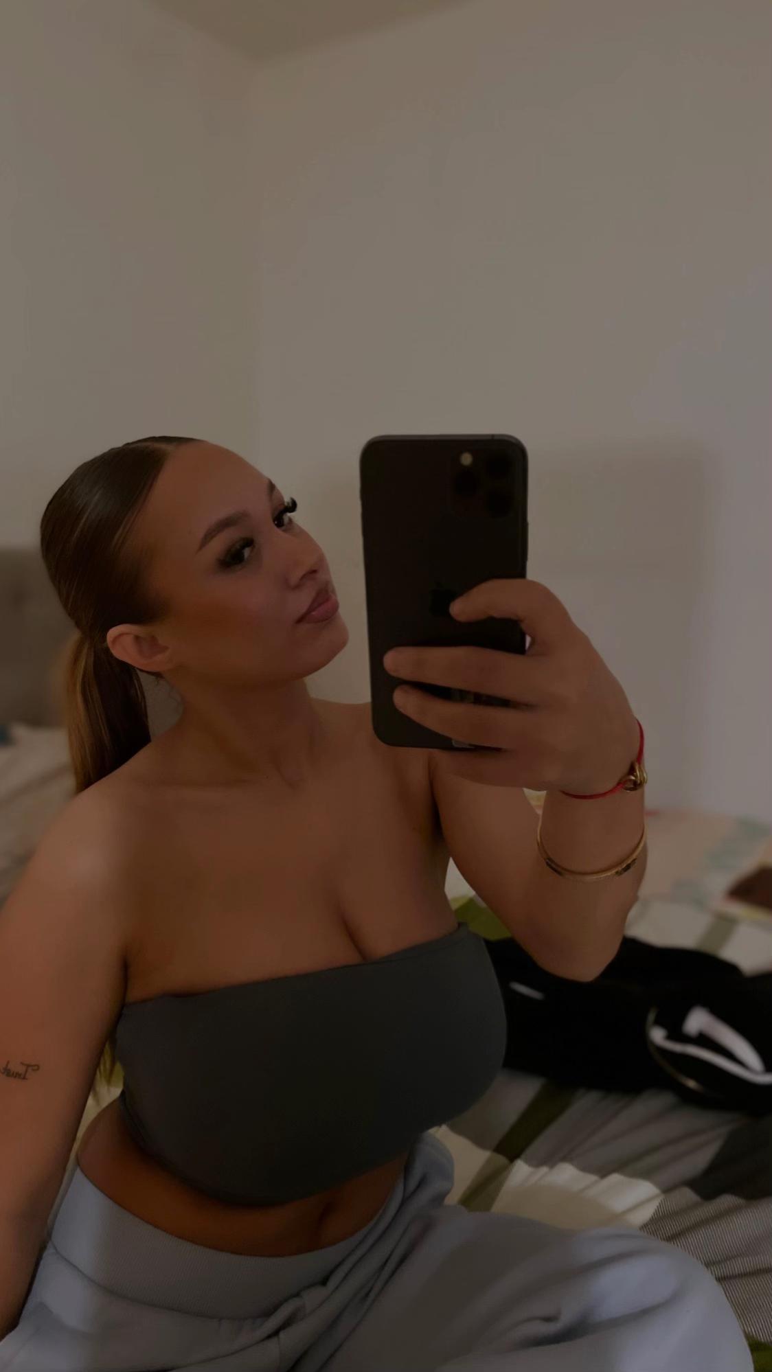 @deniseee.la