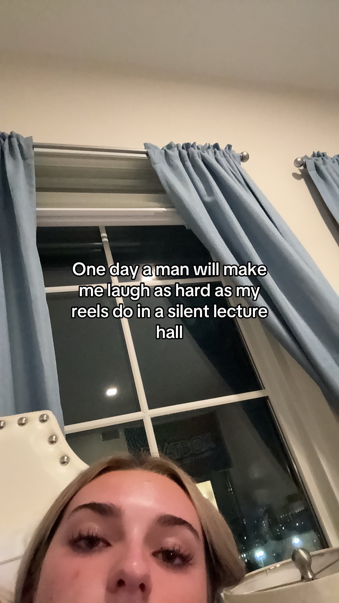 @⃟