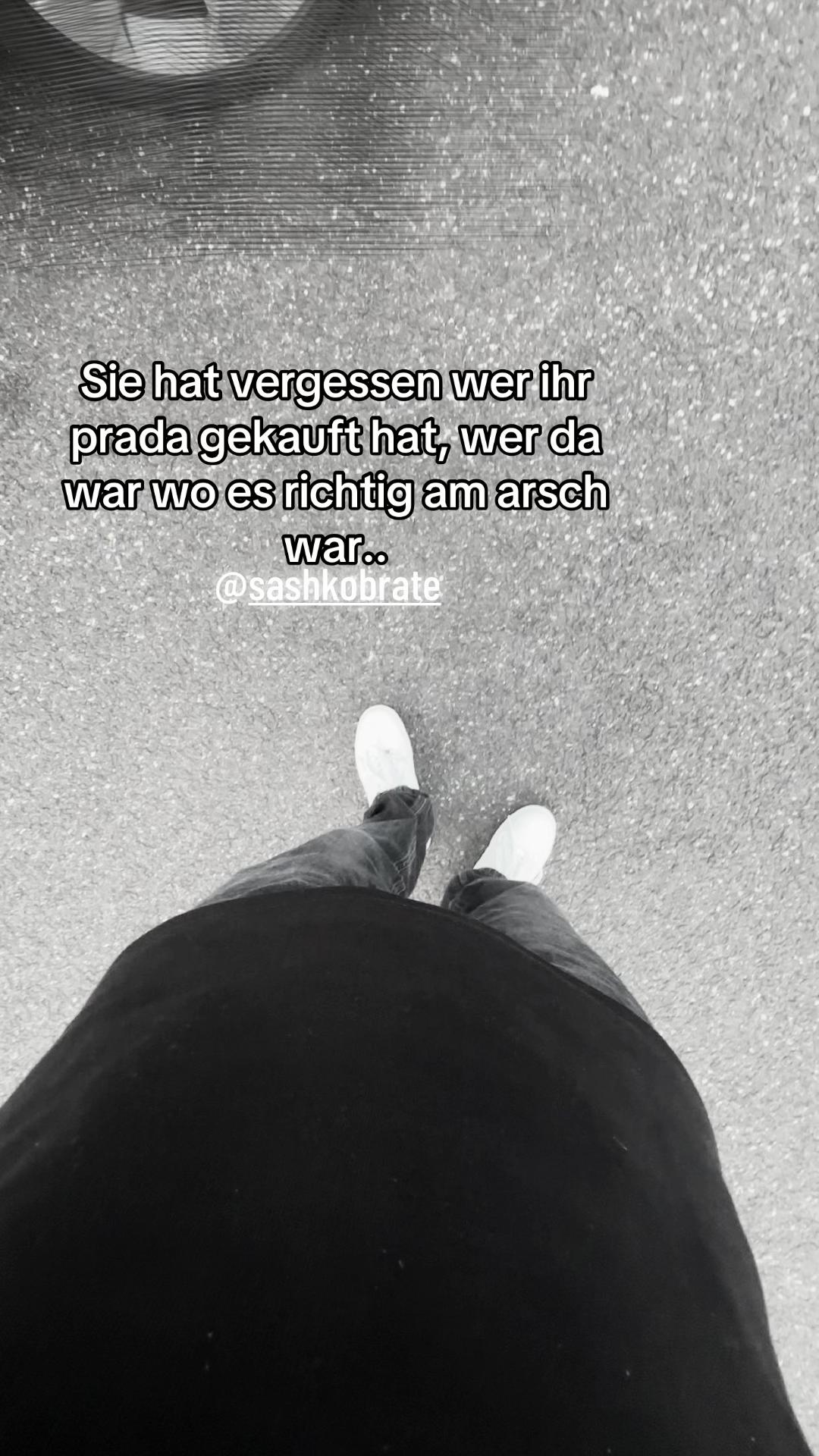 @๐๐ฑ๐ฒ๐’†.