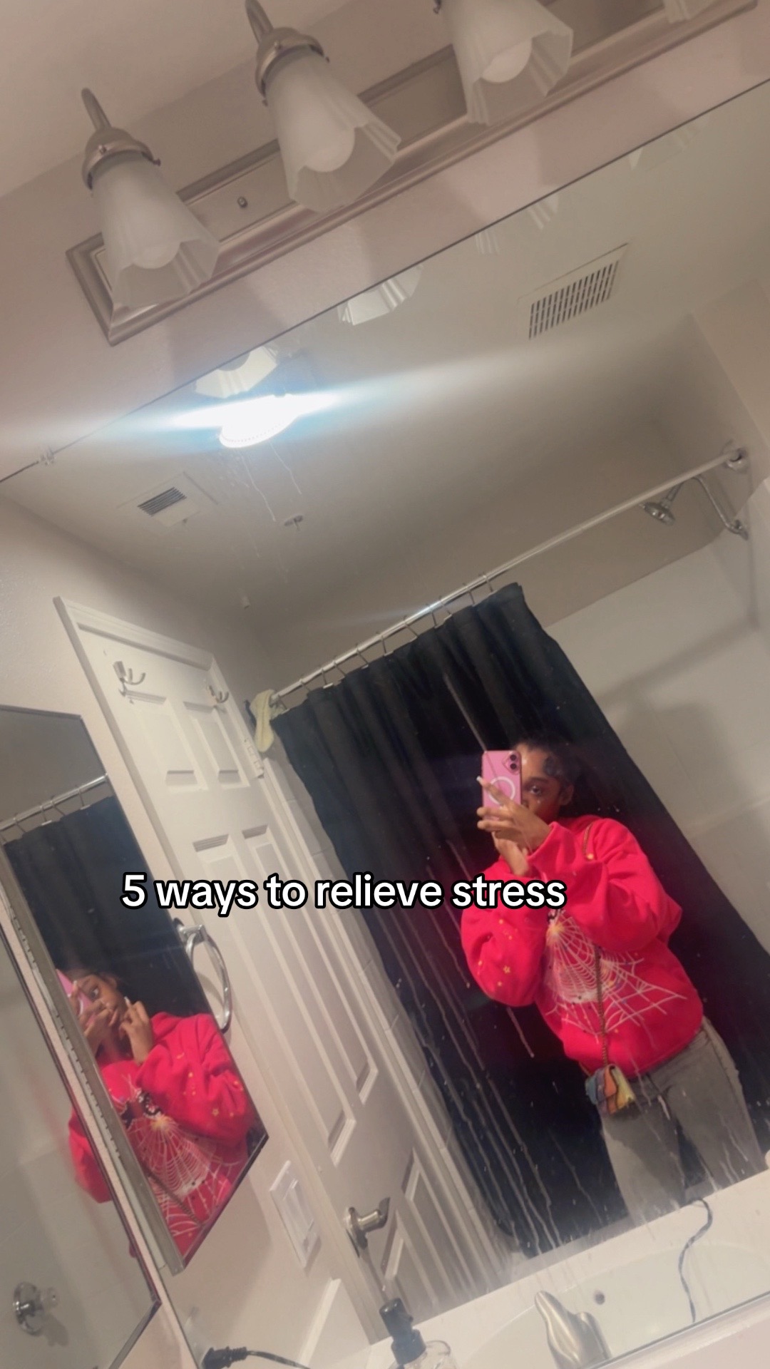 @⃟