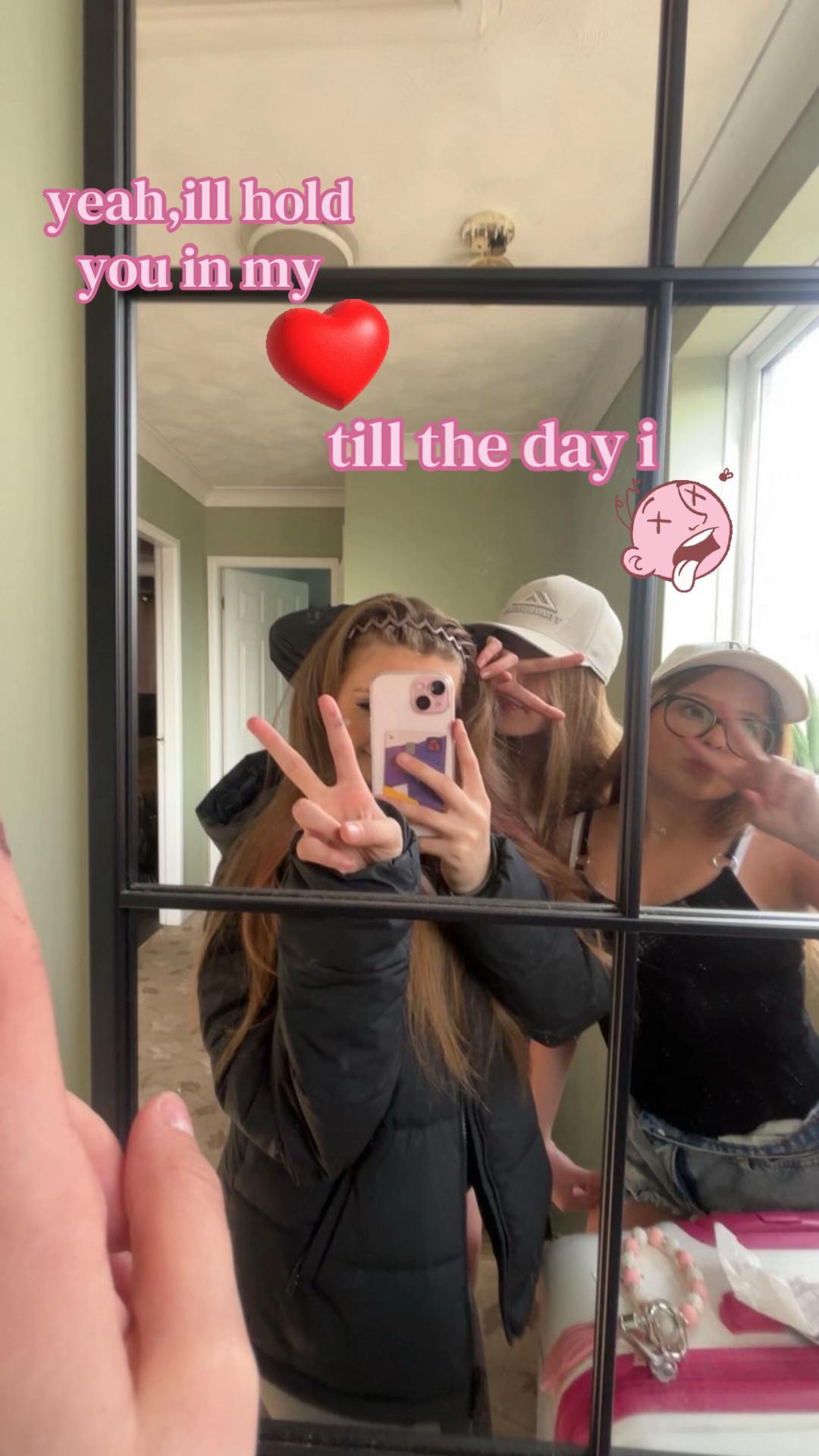 @𝐦𝐢𝐚~𝐫𝐨𝐬𝐞✨