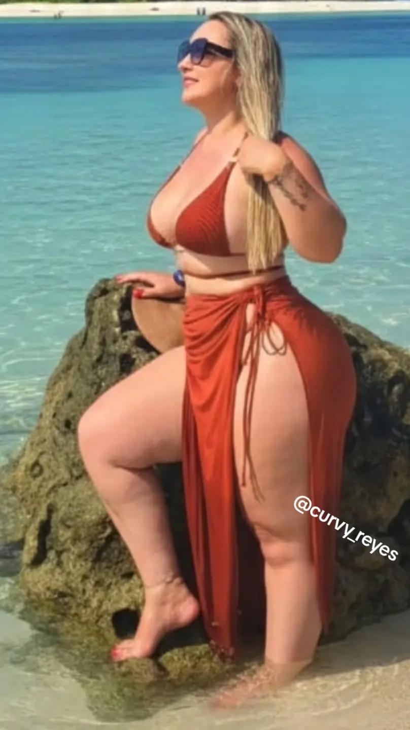 @CURVY🍒🍒