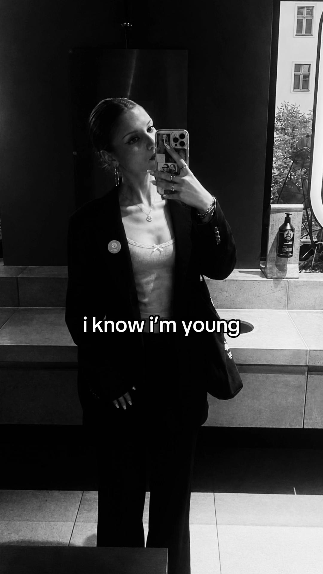 @ANNA MⱯYHEM ᴸᴳ ♡