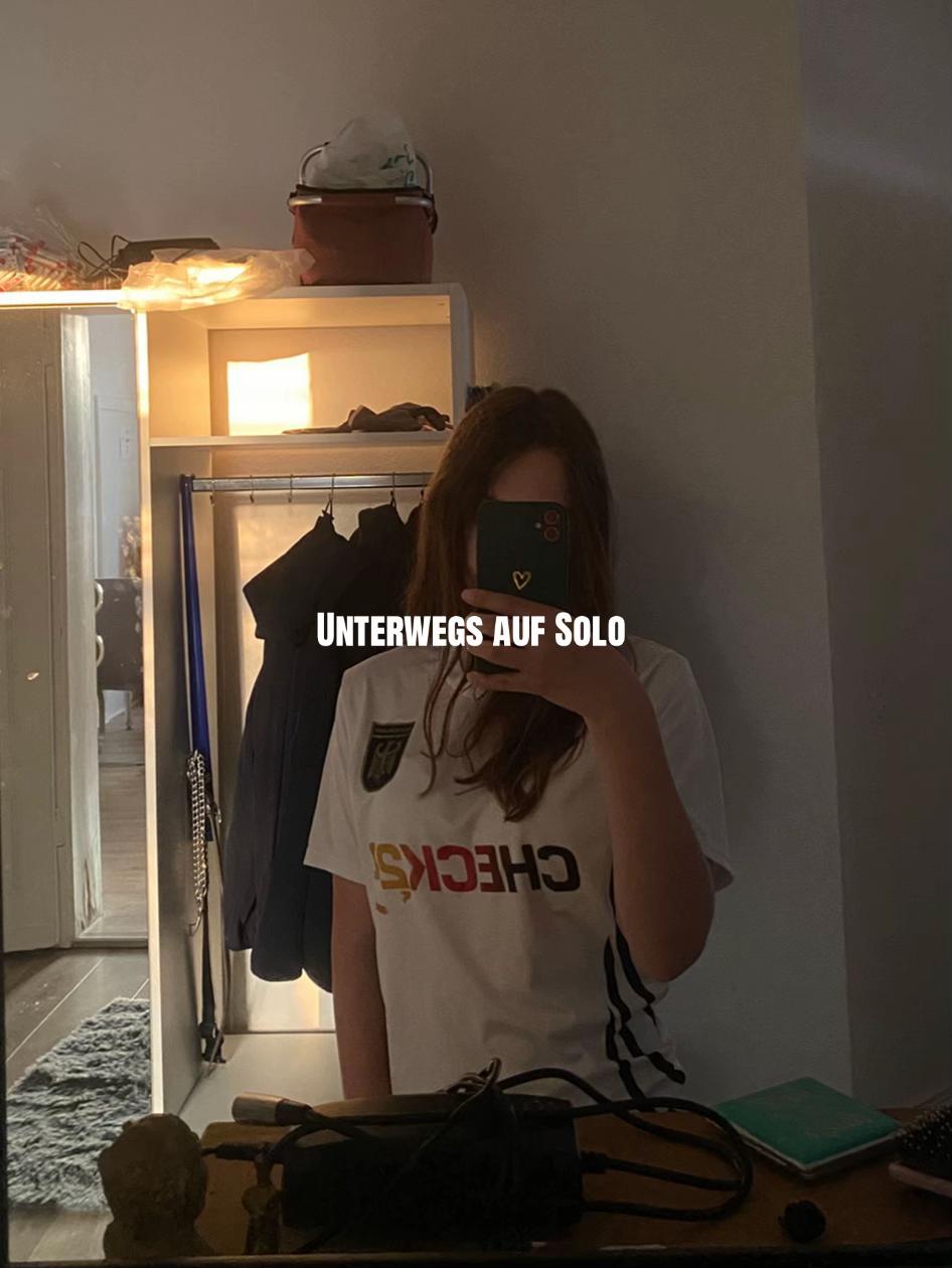 @leonie_hkt