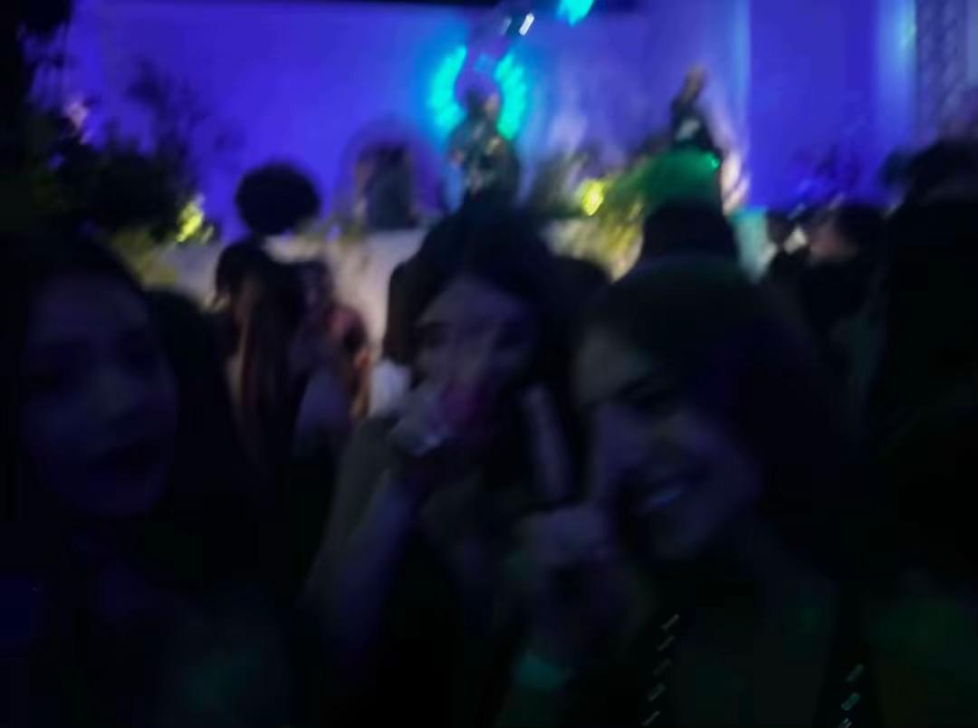 @lavii