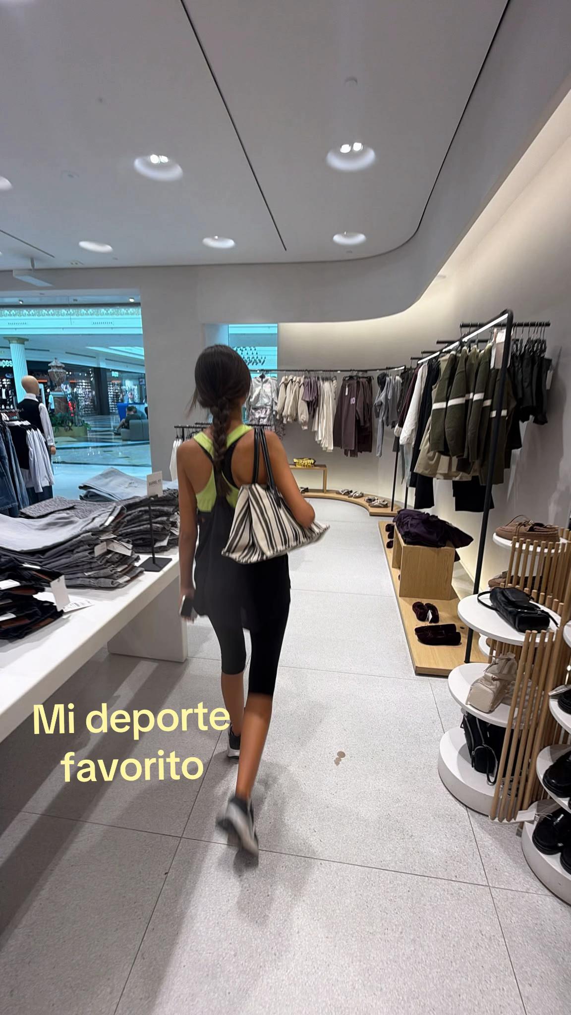 @In&eacute;s Agudo