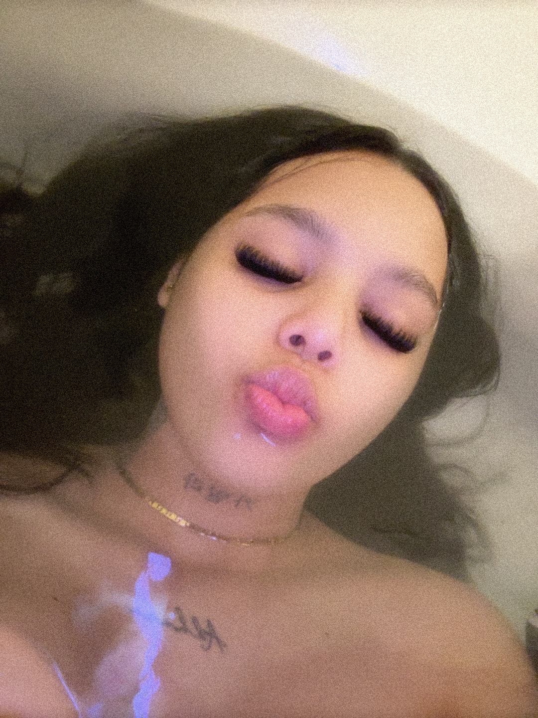 @Valentina
