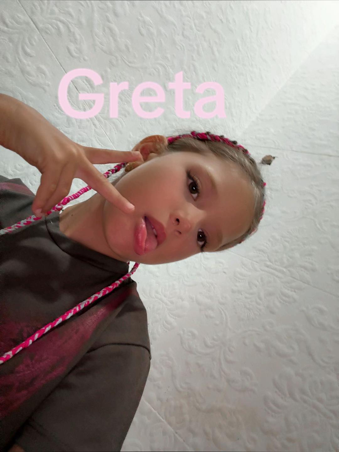 @Tonia