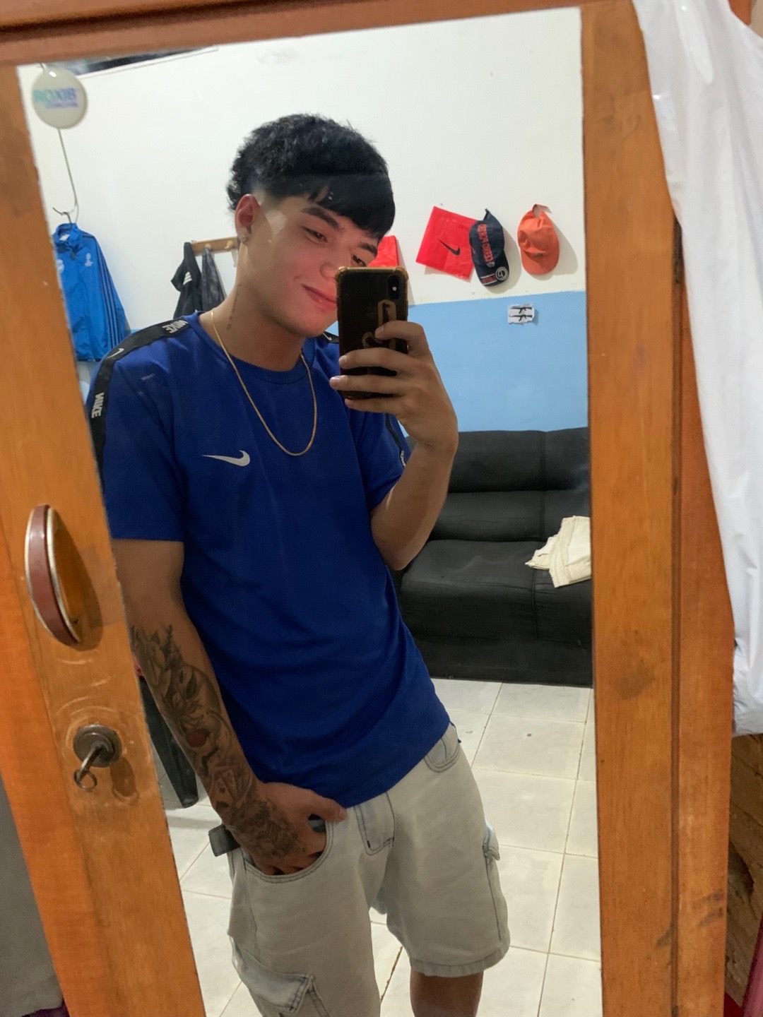 @Angelferr