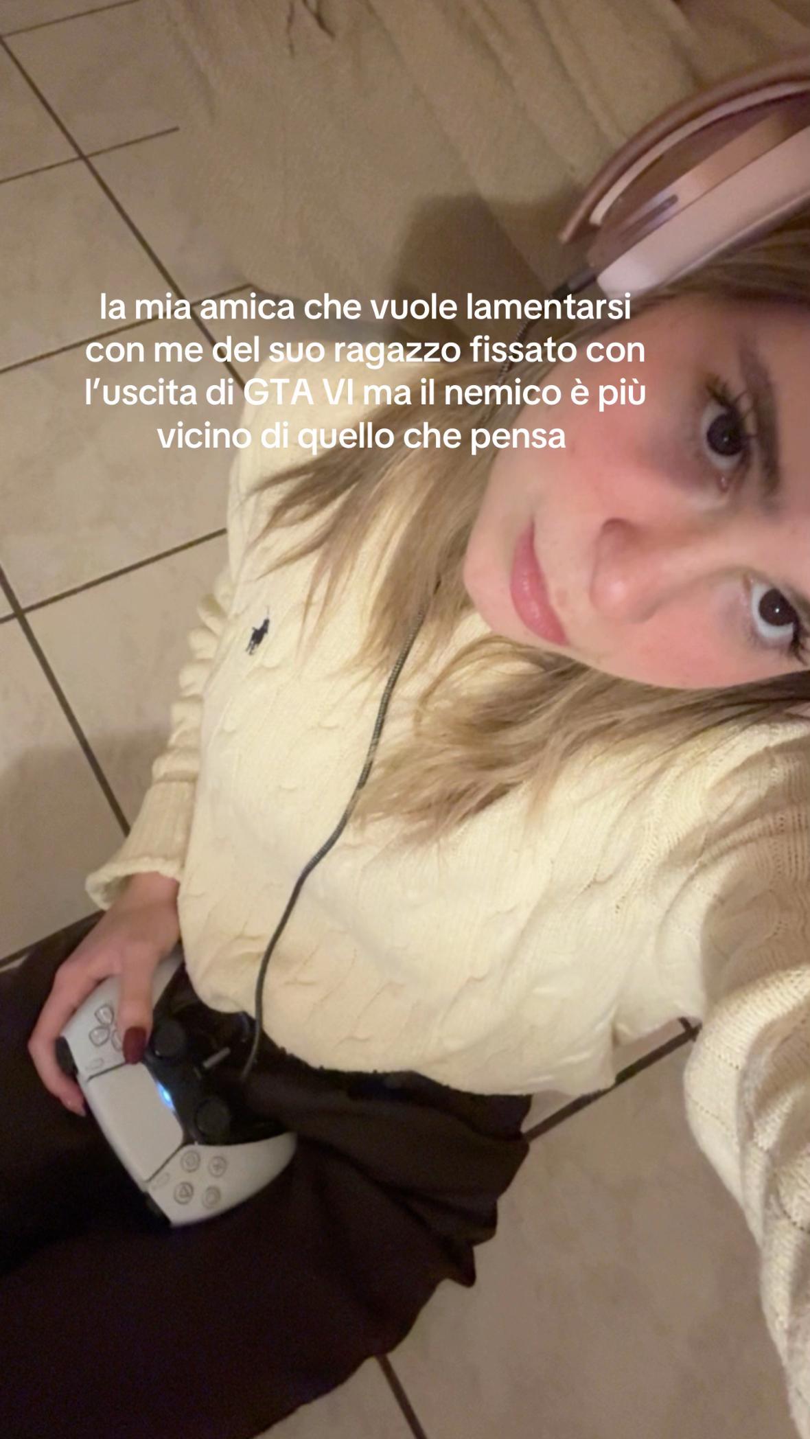 @itzcristinaa_