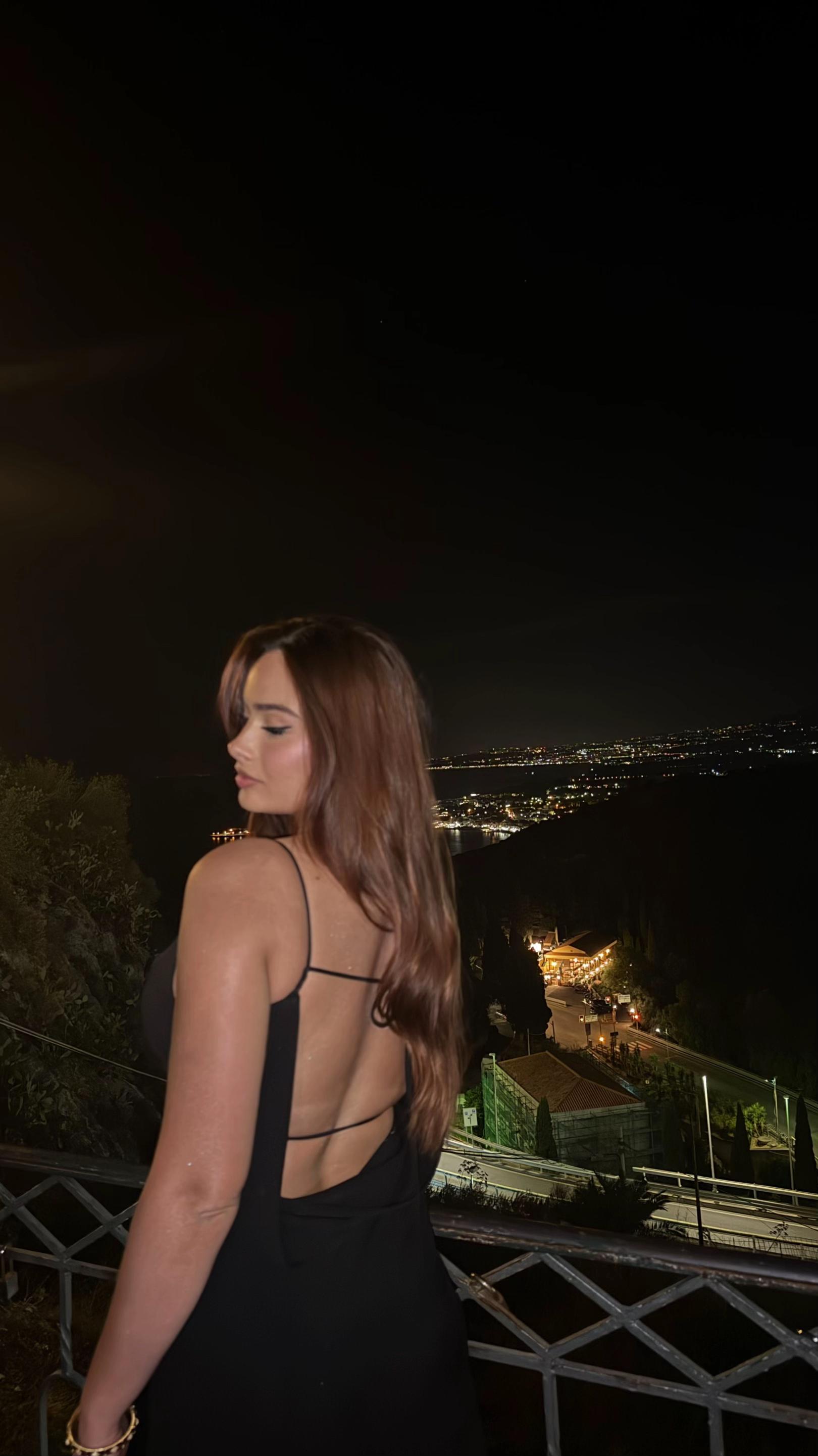 @Dess