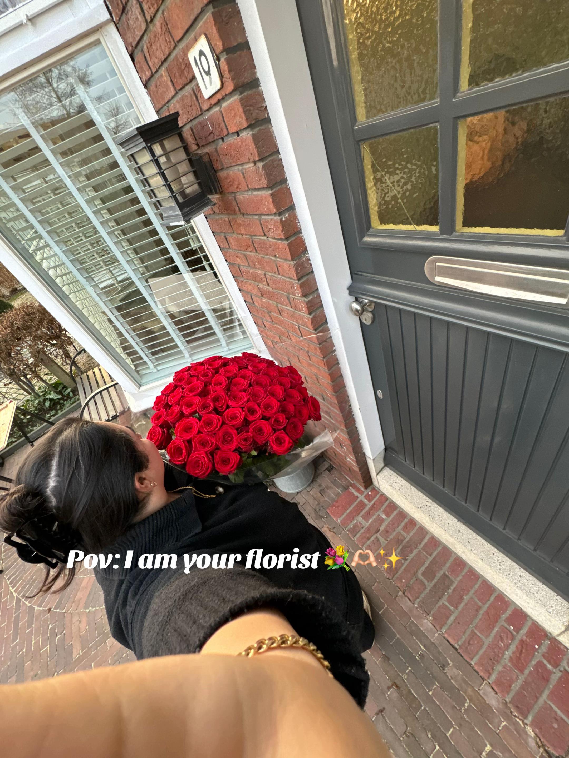@Lara&rsquo;s Flowers