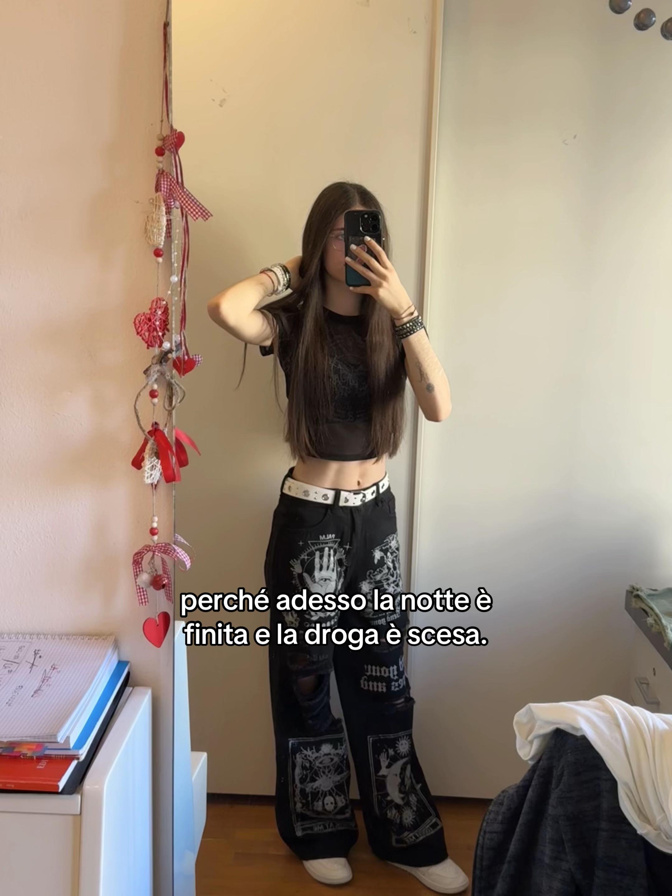@elenina🎗️💜