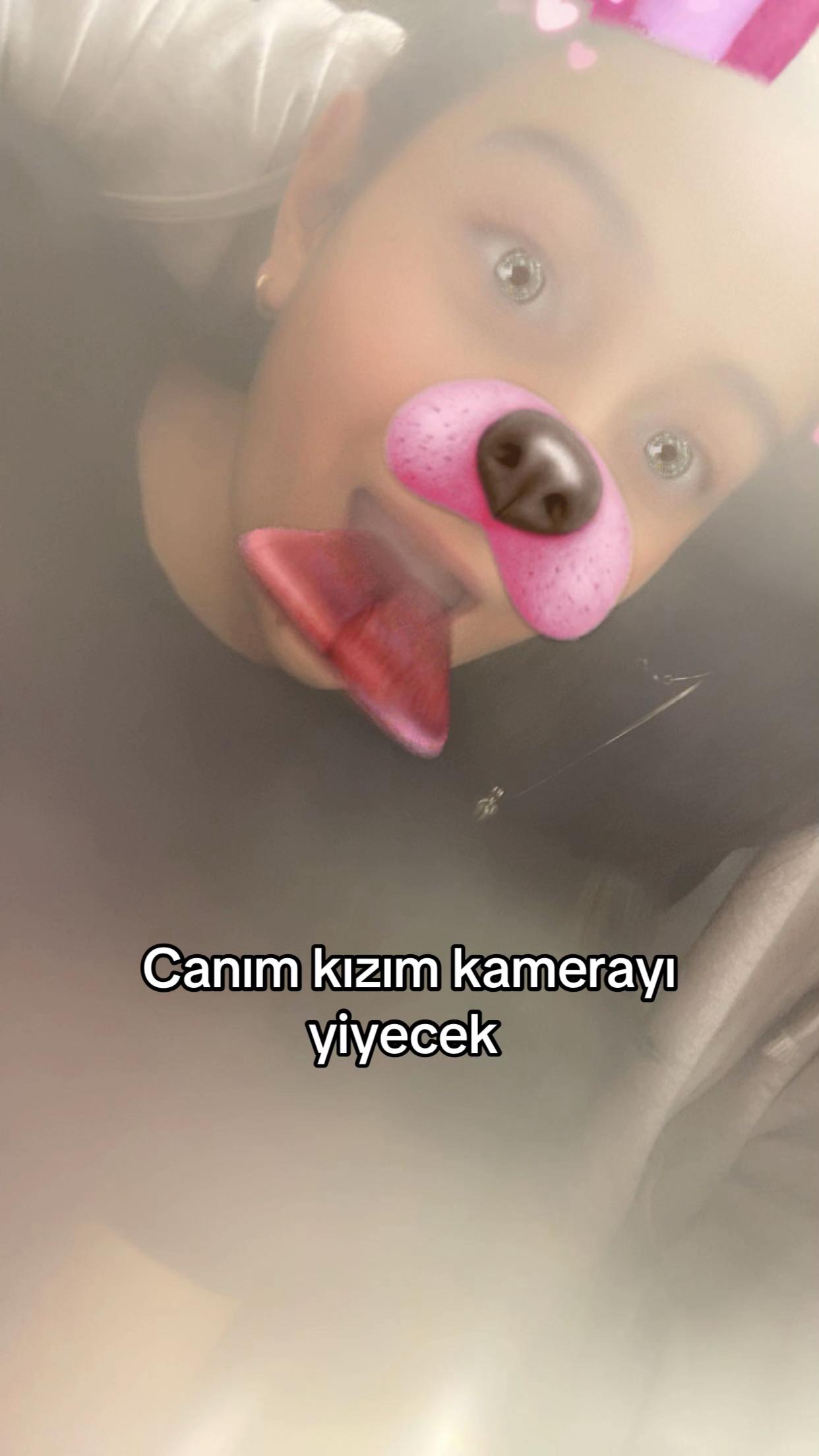 @ZeynepelaaAyseeFarrkEttmee😝
