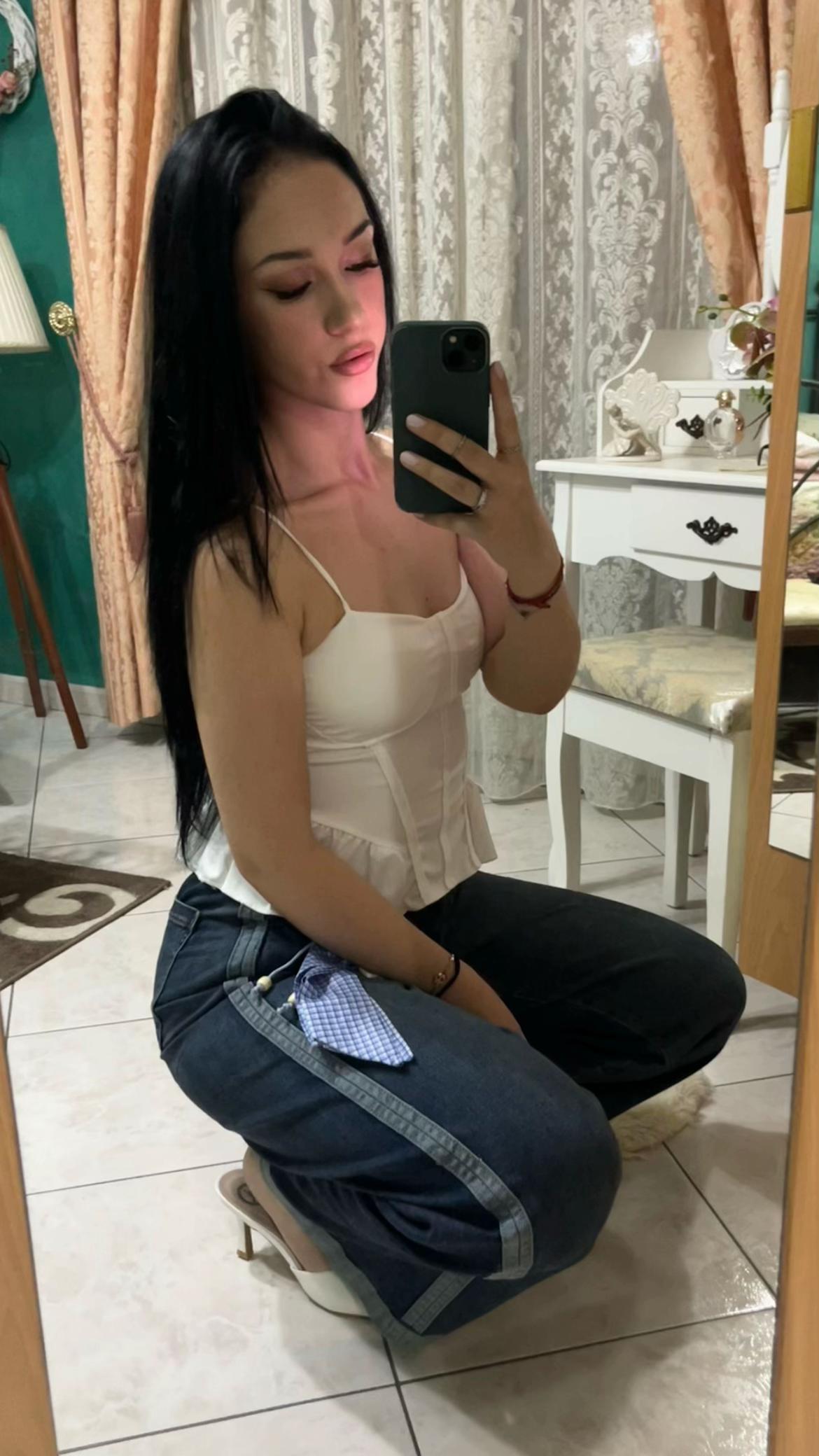 @𝐵𝑒𝑛𝑛𝑦