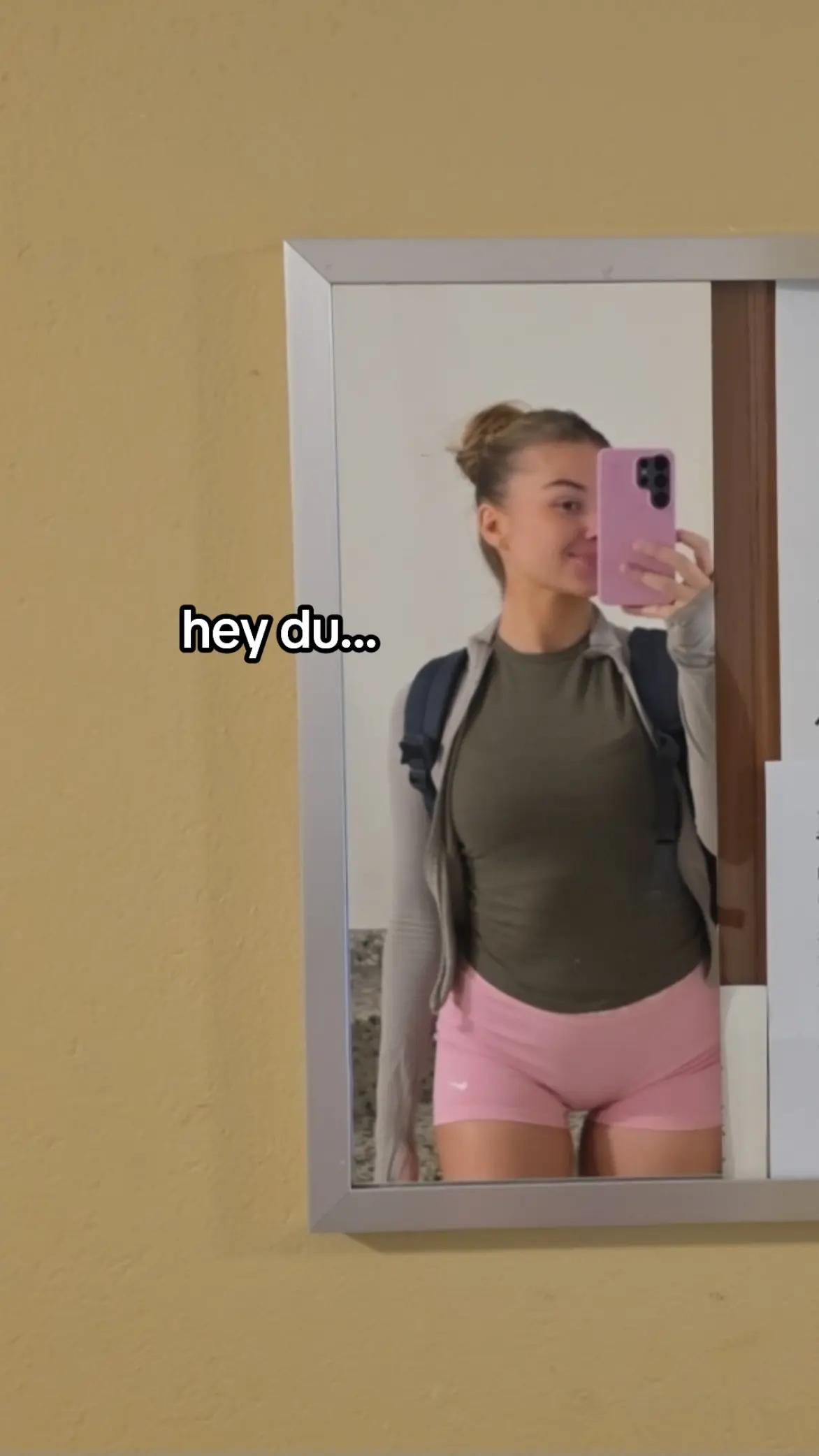 @CorinaBrx