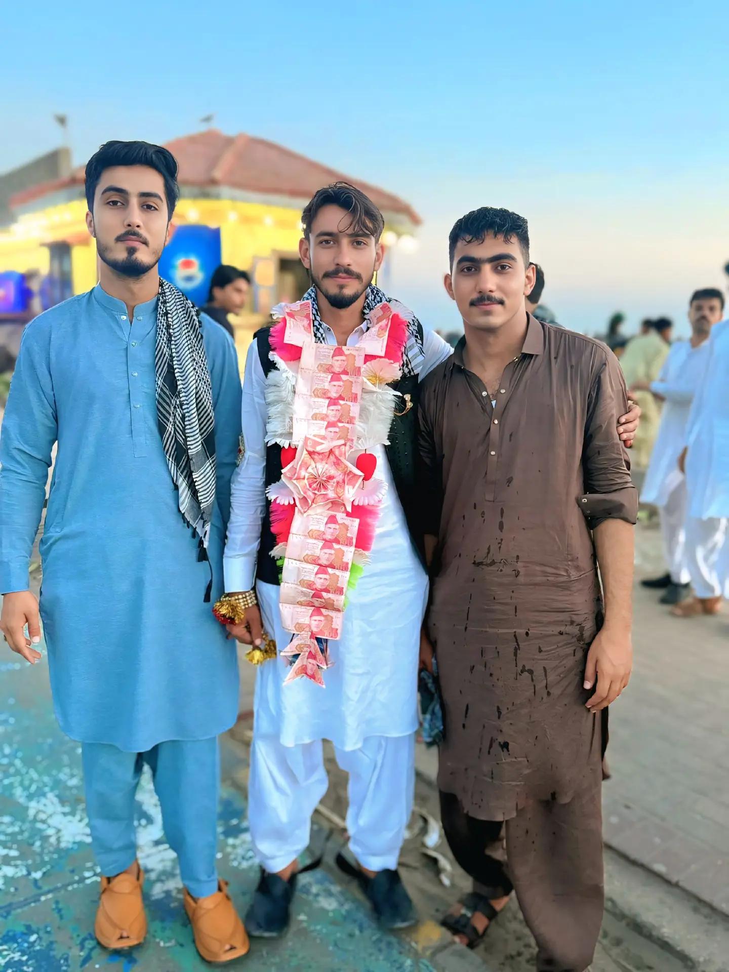 @Nouman shah 🍂
