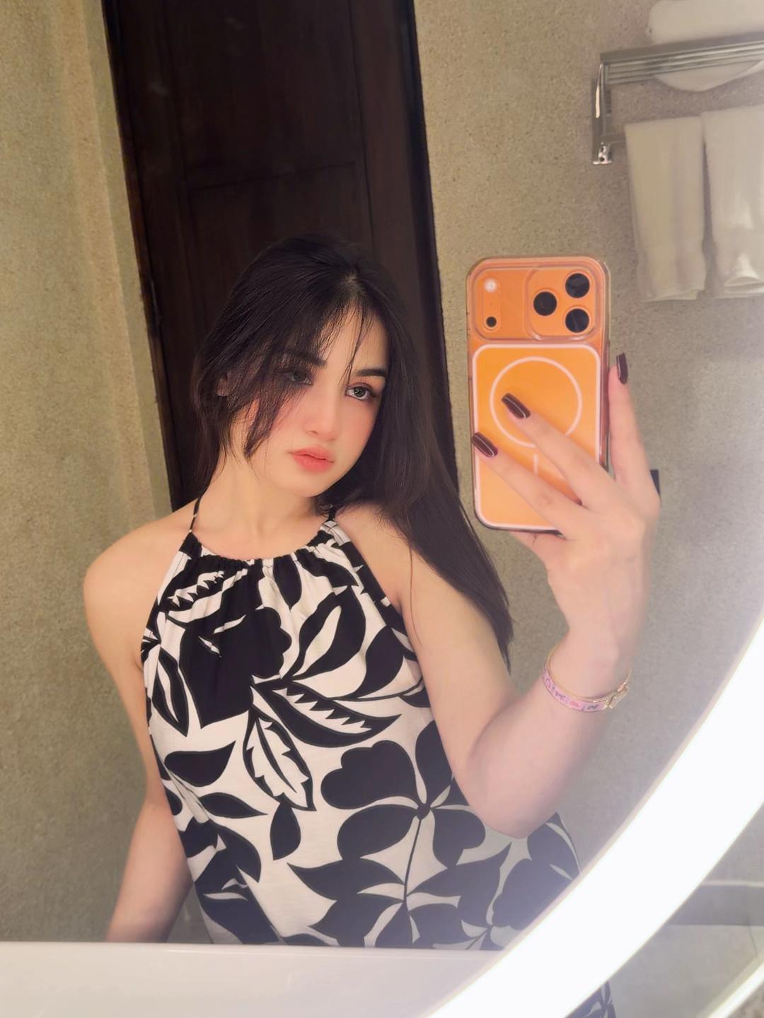 @Javeria.ch๐
