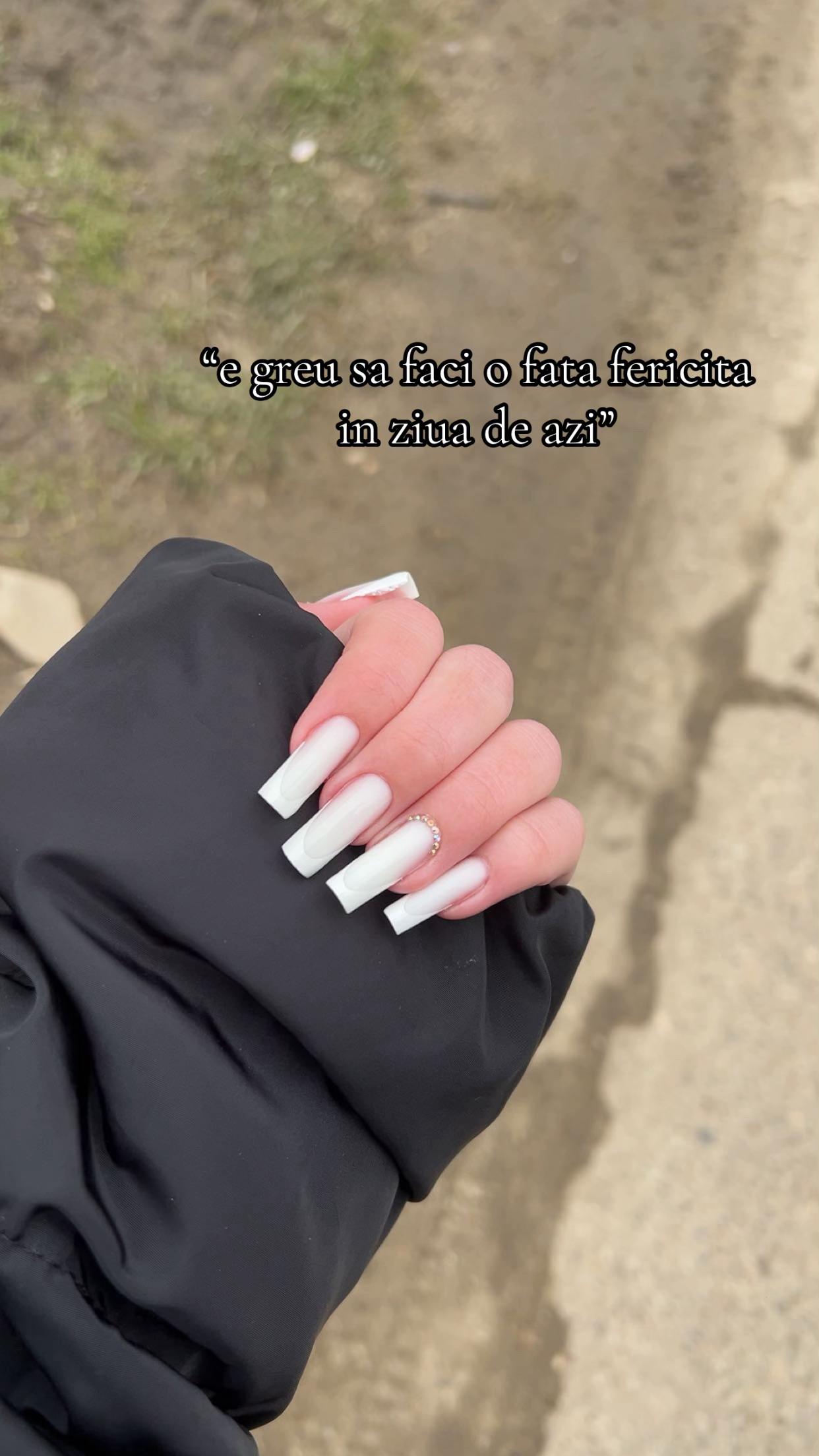 @dariaaa._16_