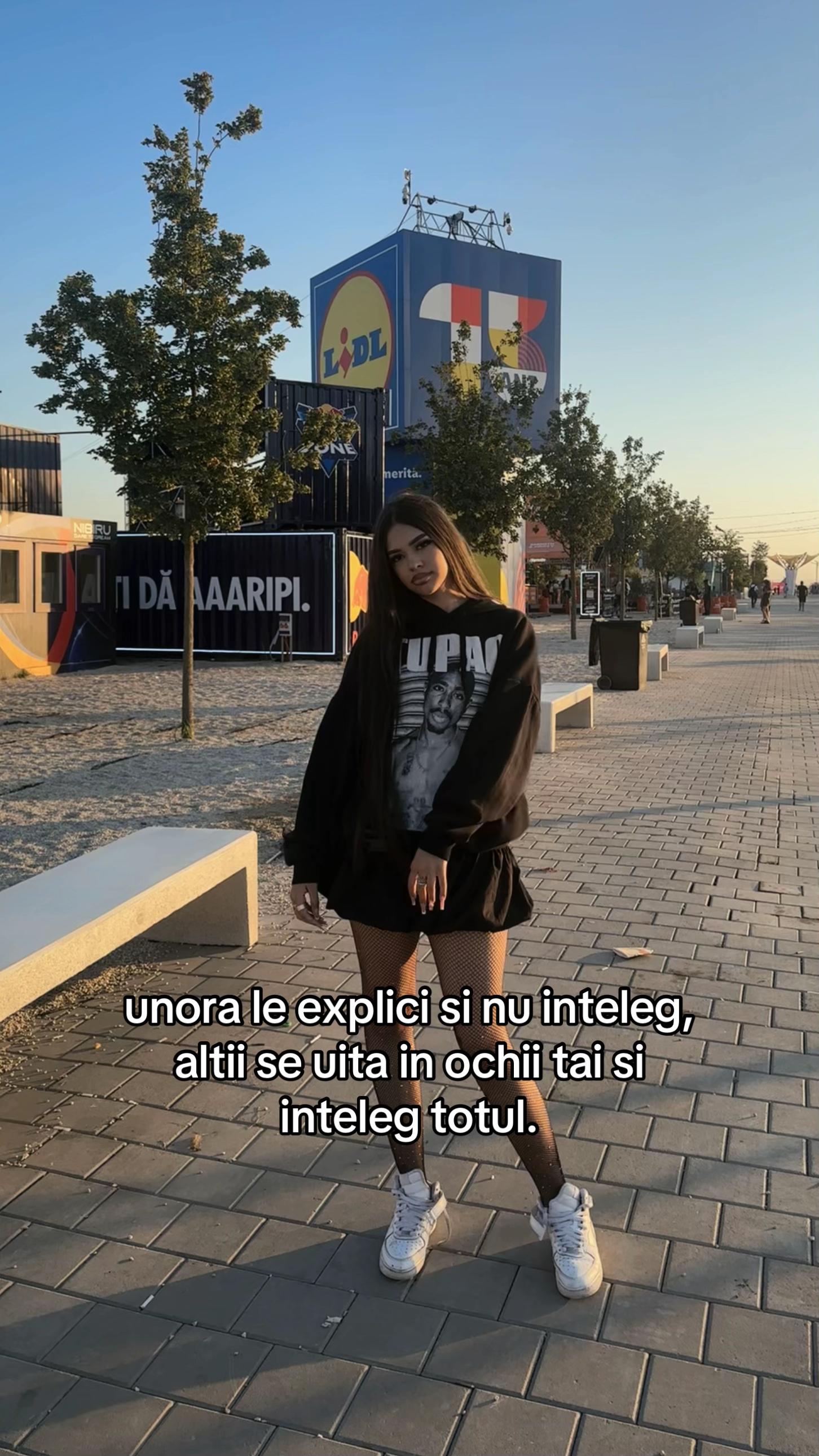@alexandra