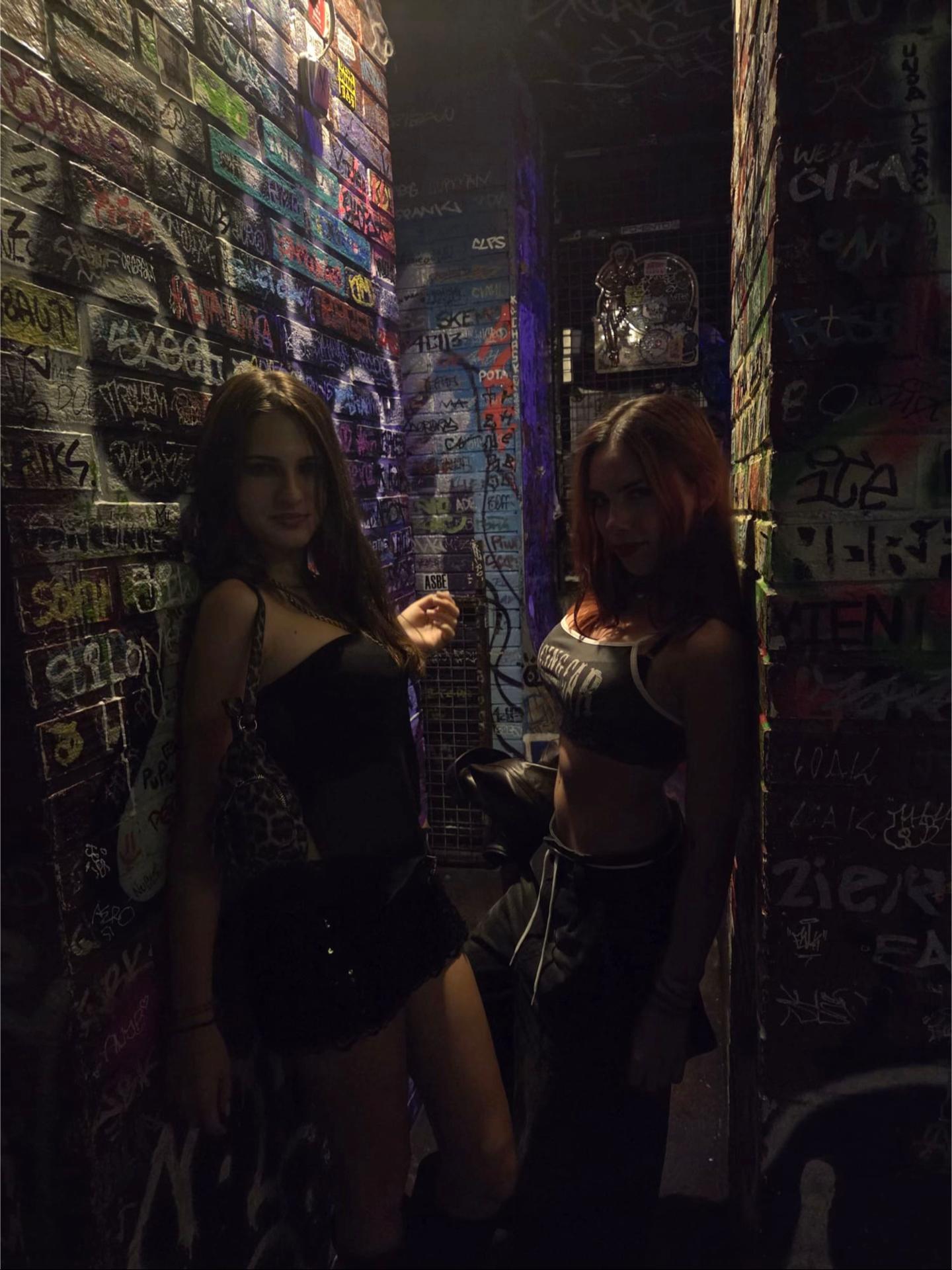 @𝔍𝔅