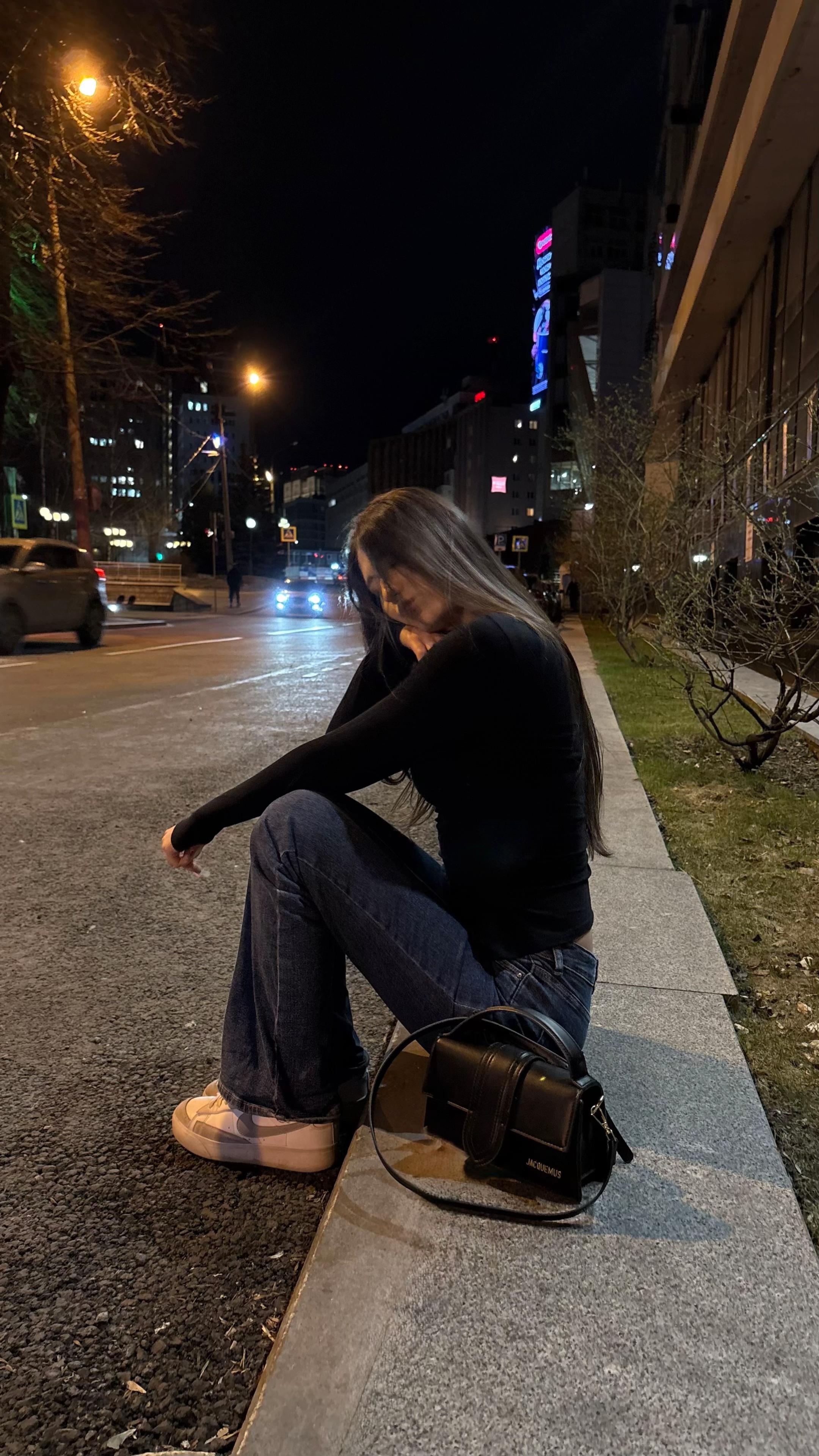 @j.frvryoung9