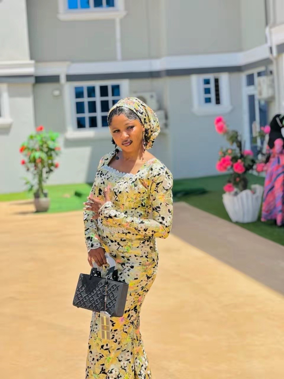 @Queen Nadi💎