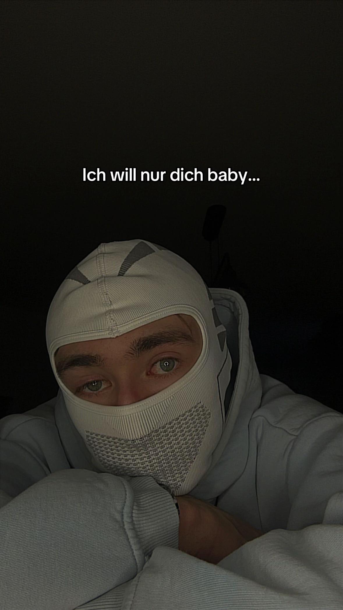 @maskromance