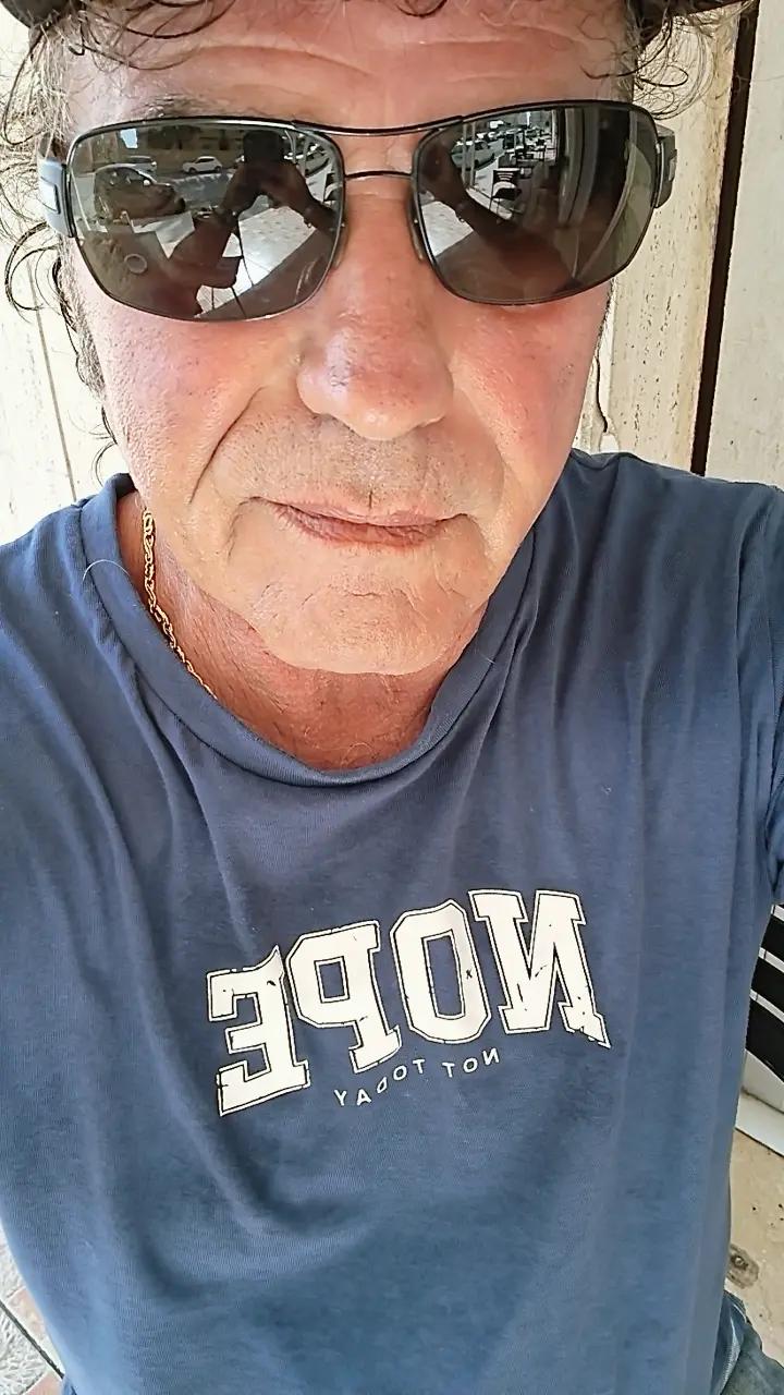 @Angelo Rinzivillo