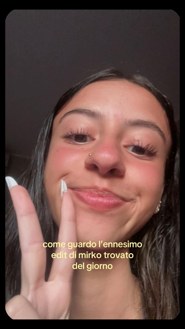 @⃟