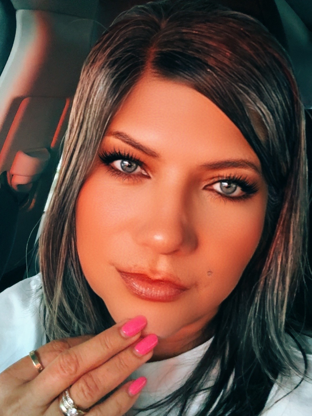@♑️🦋🇺🇸Victoria Bella🇸🇻🦋