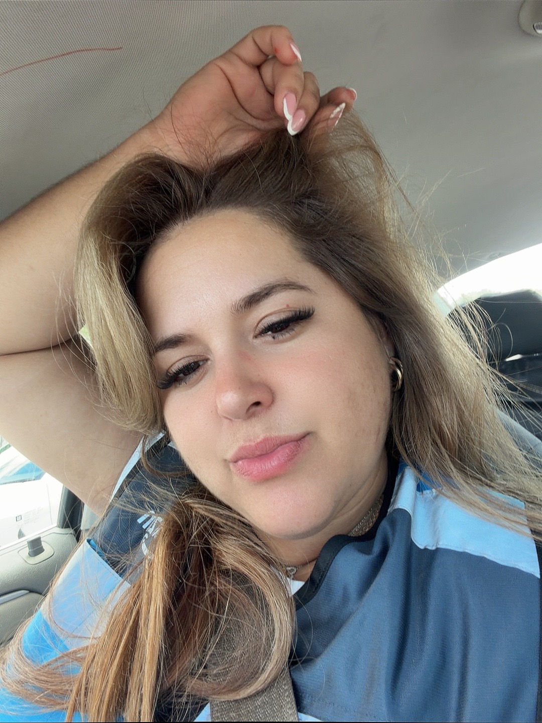 @yisleny