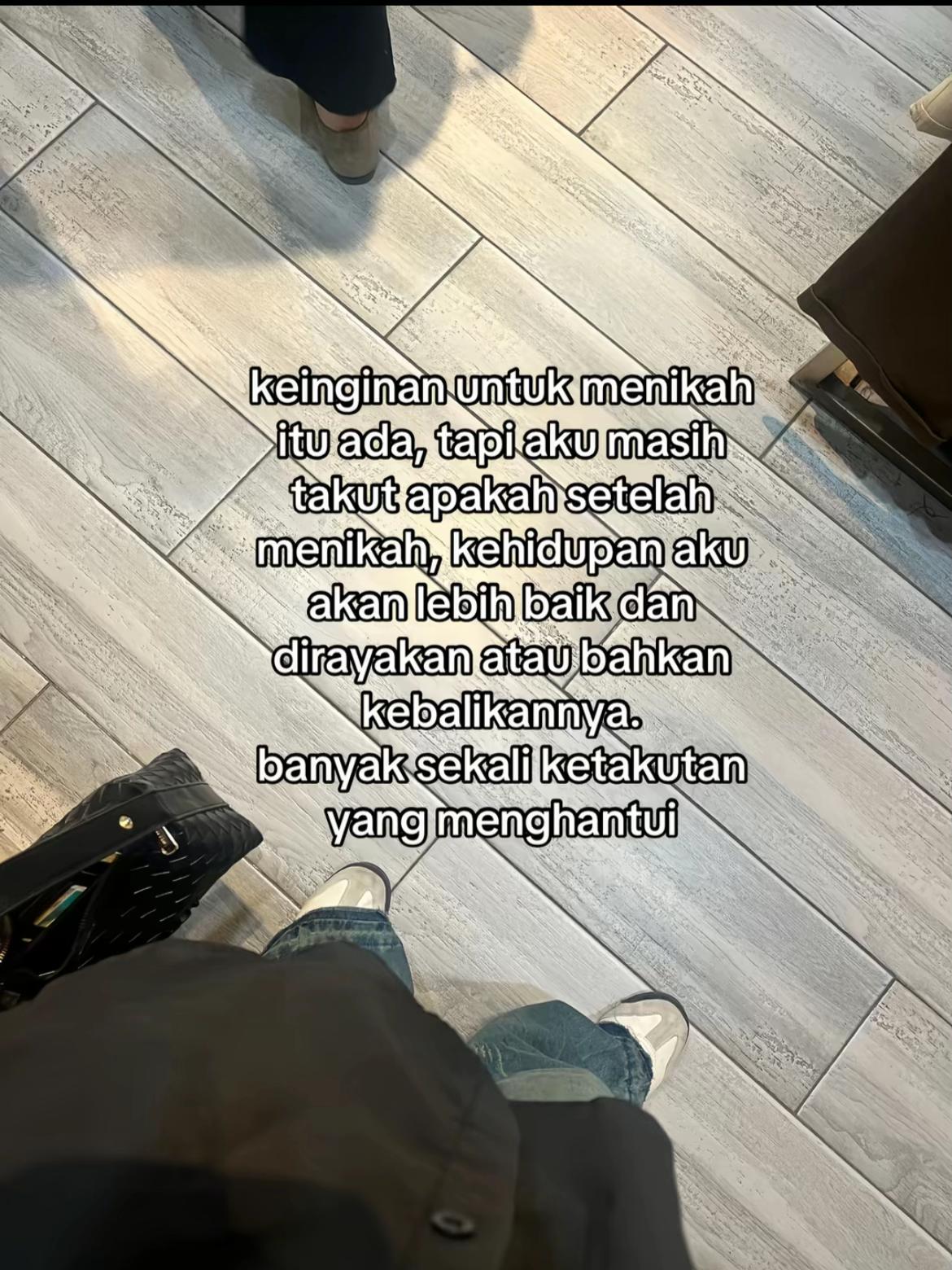 @𝒩 𝒟