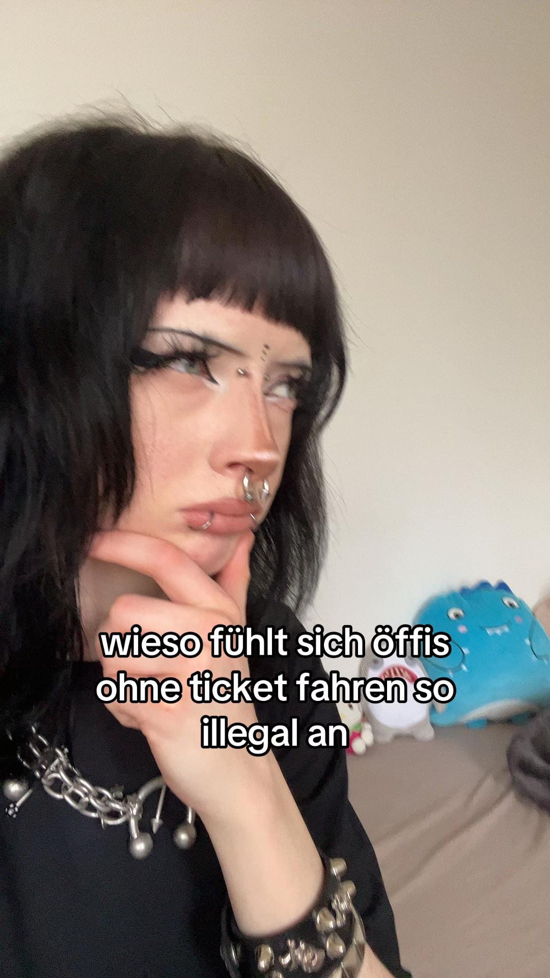 @rhiannaaa