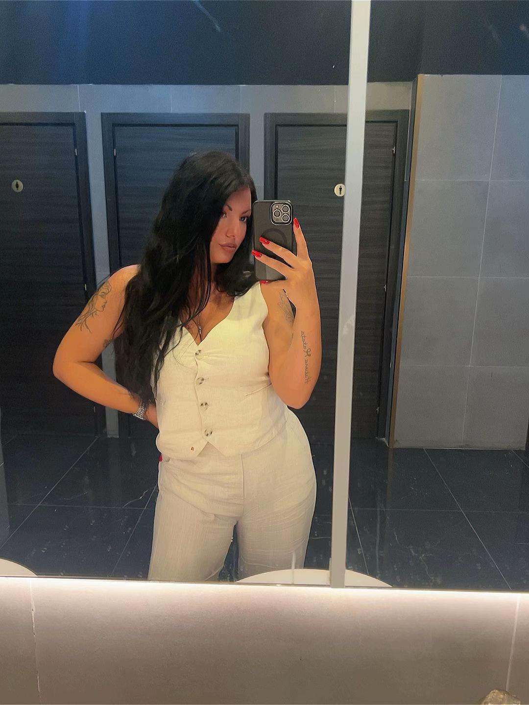 @Jasmine 🖤🧸