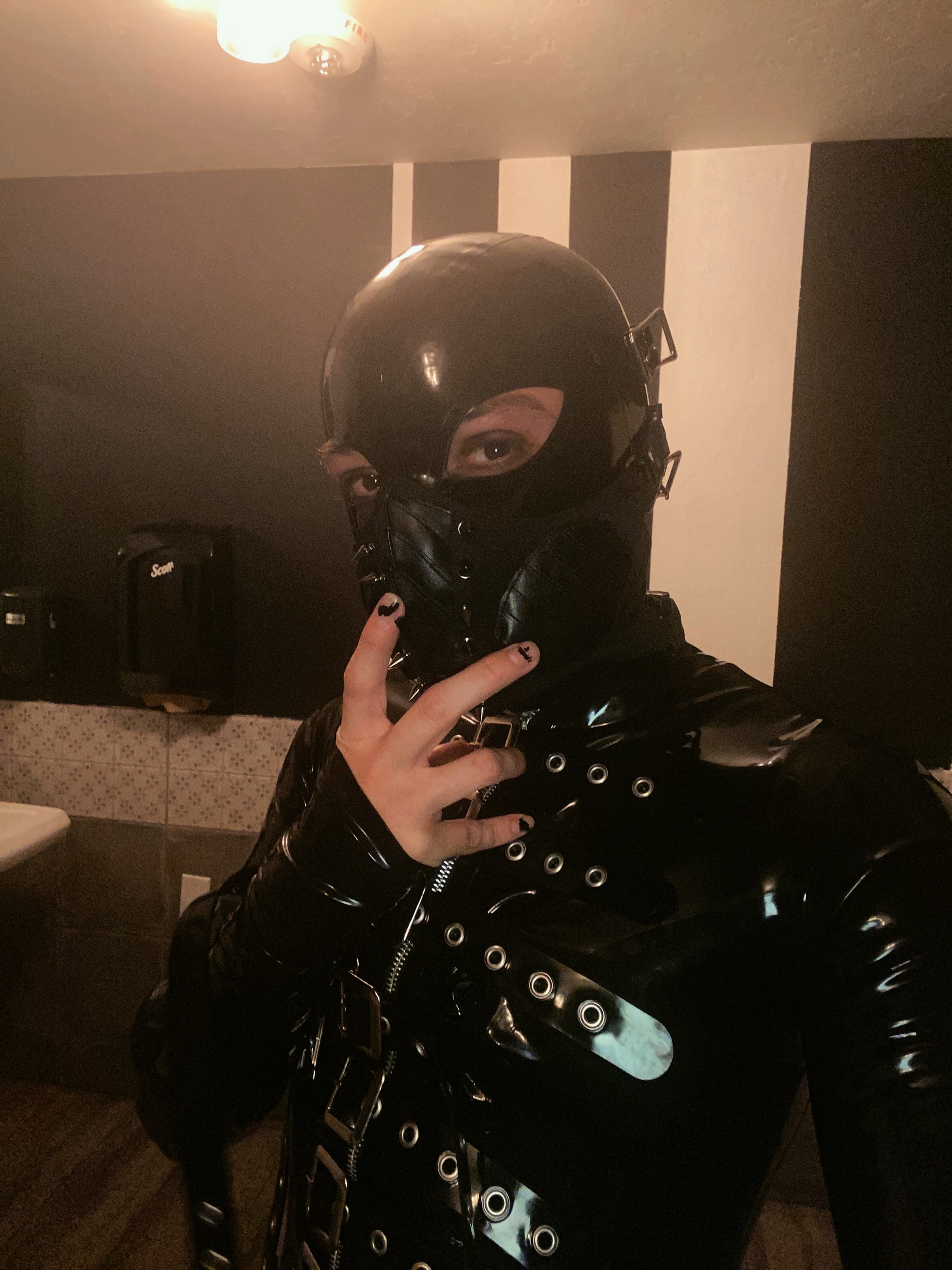 @lordzofchaosx