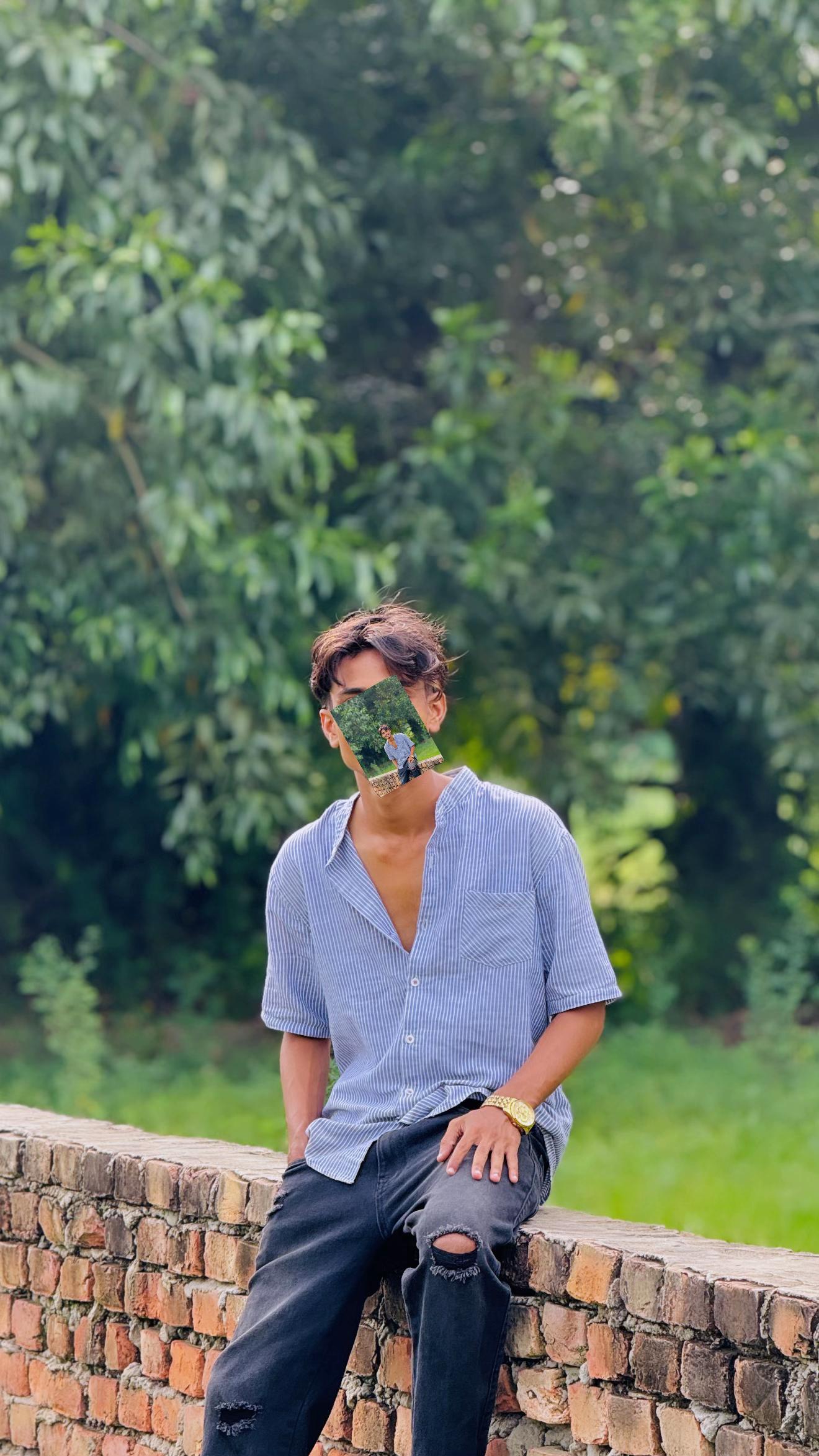 @RaTuL AhAmEd🥂
