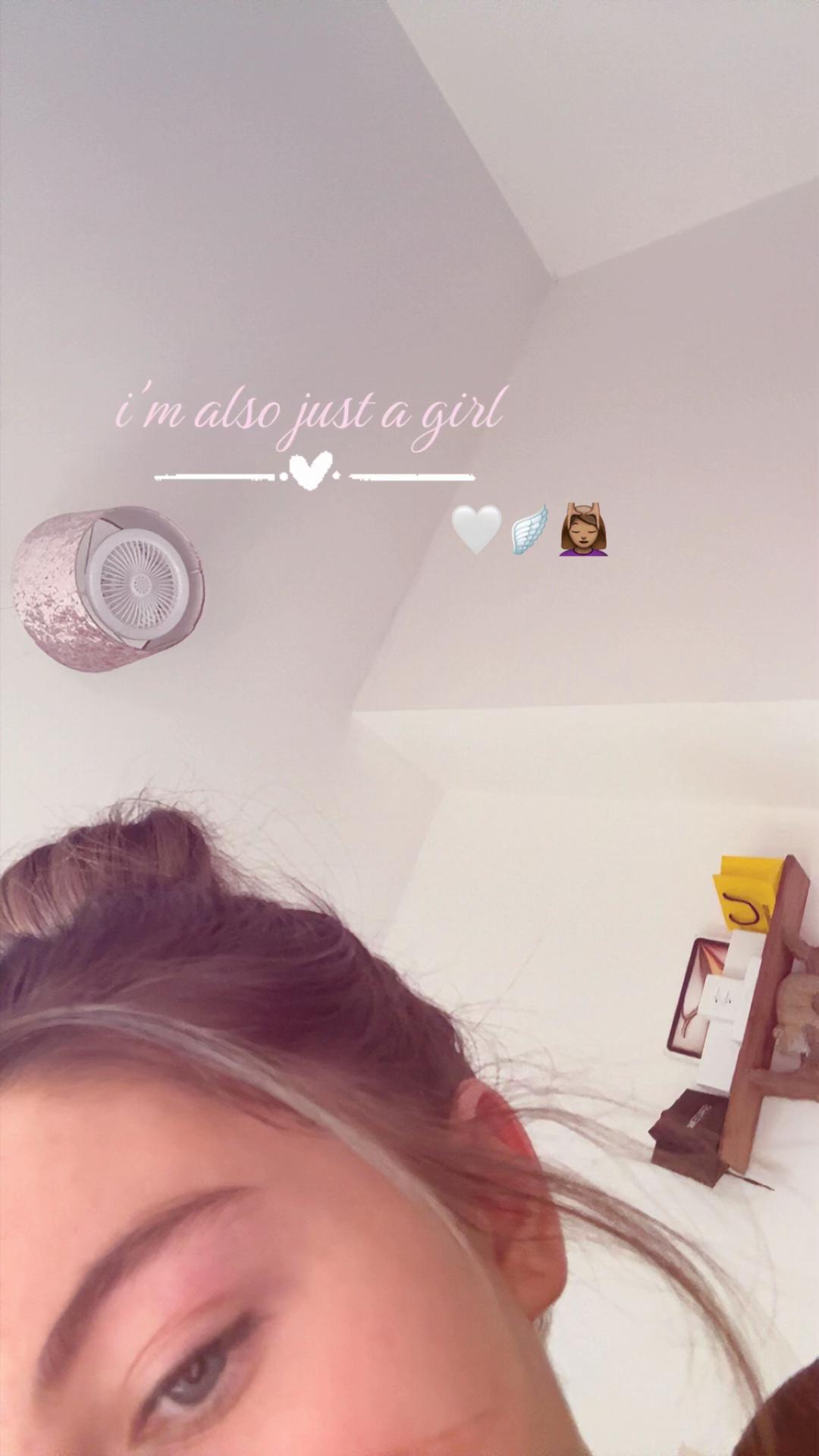 @𝒜𝓂ℯ𝓁𝒾𝒶ℛℴ𝓈ℯ🤎🫰🏽