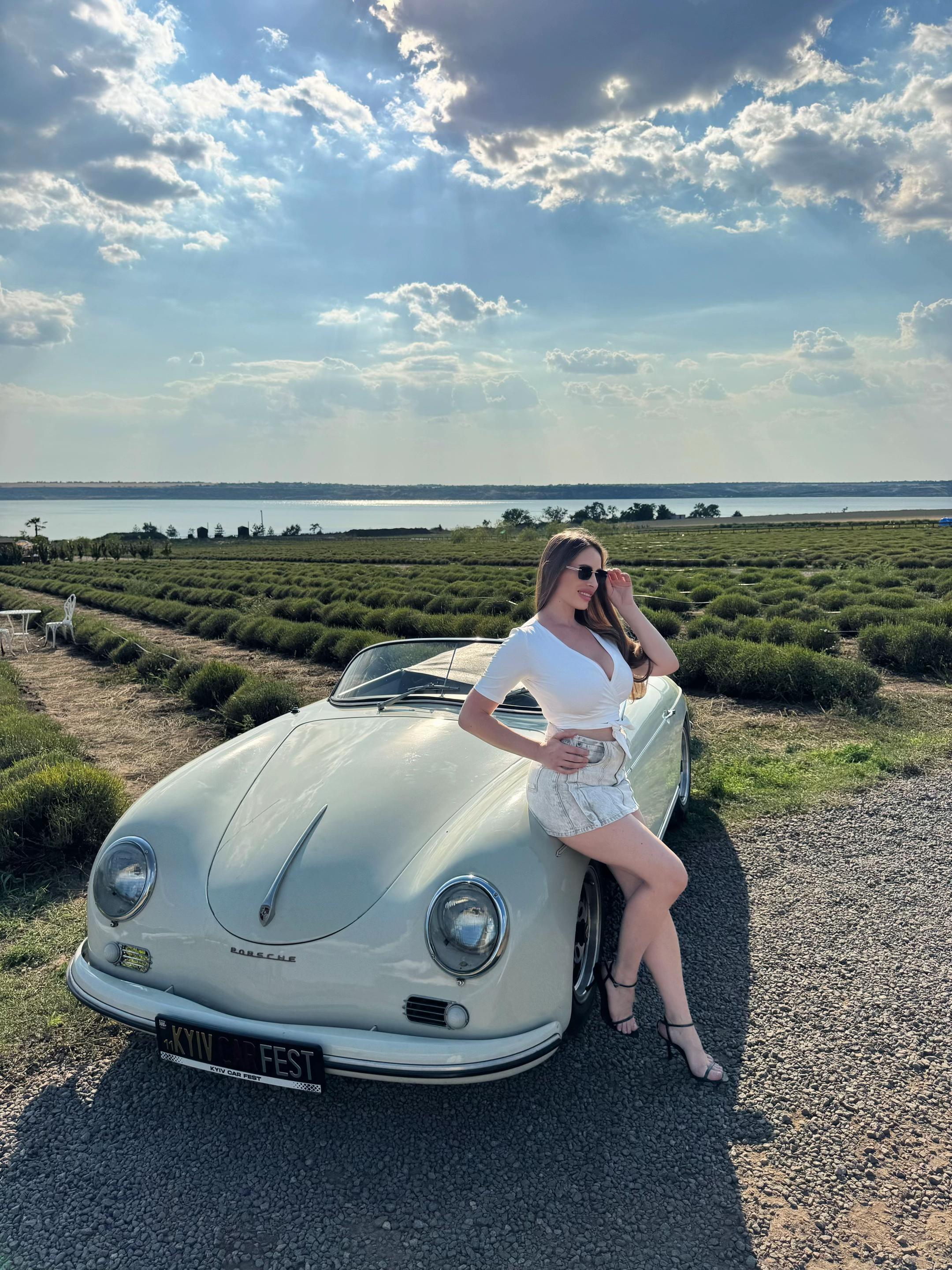 @Файна Пані